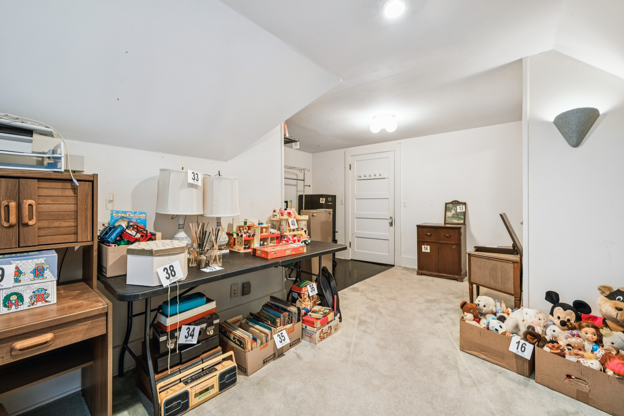 1019 E Main St