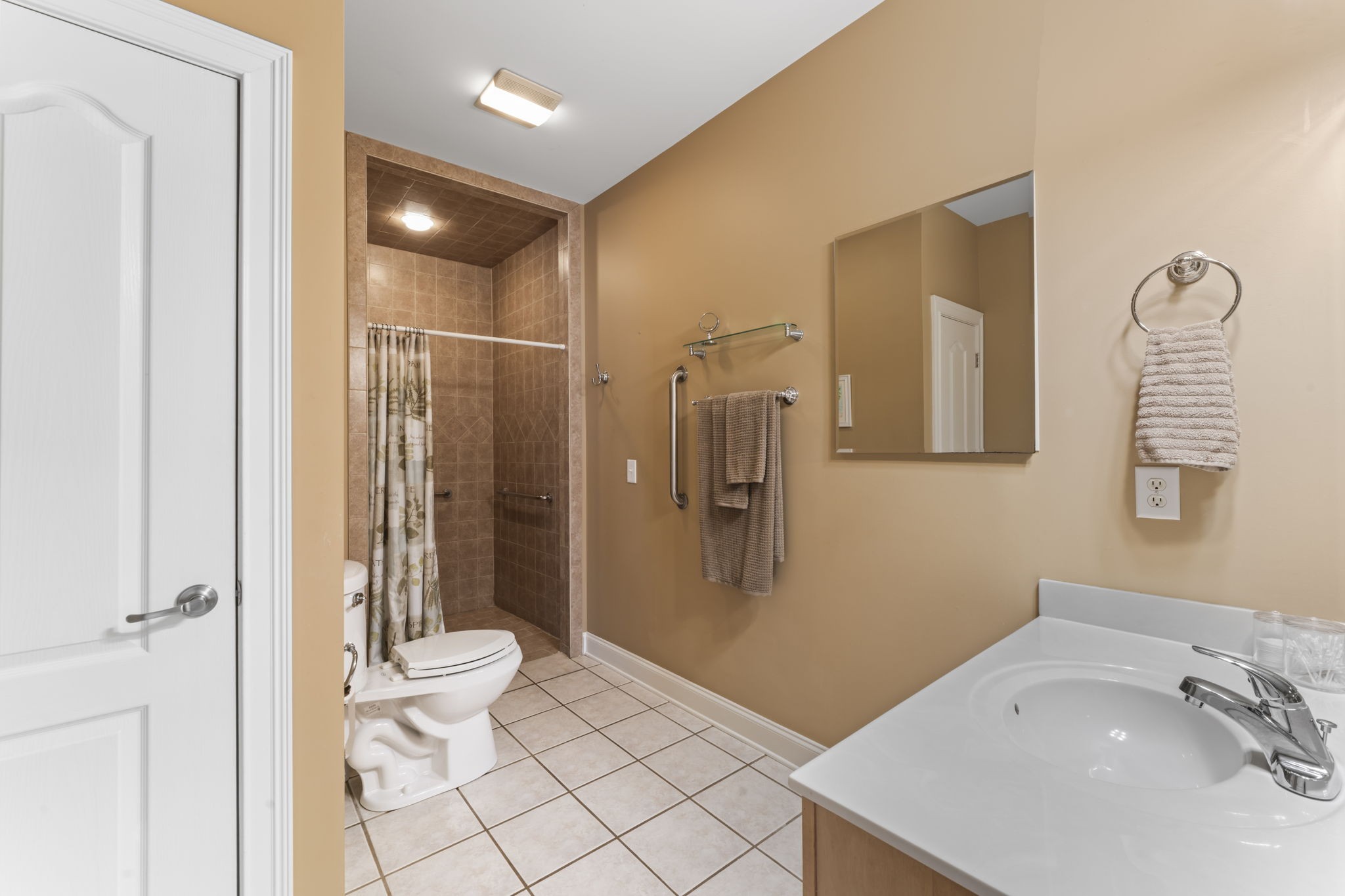 2917 Chato Ct