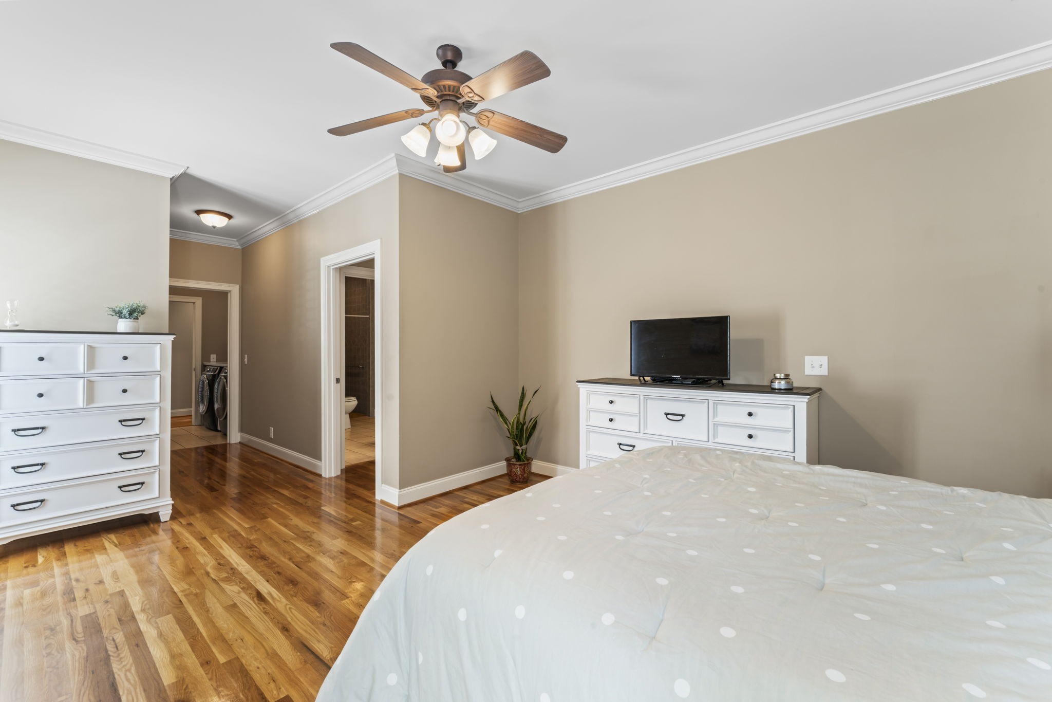 2917 Chato Ct