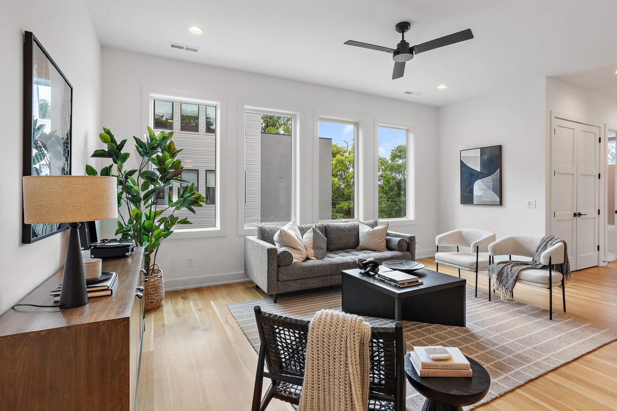 18 Willis St Unit: A