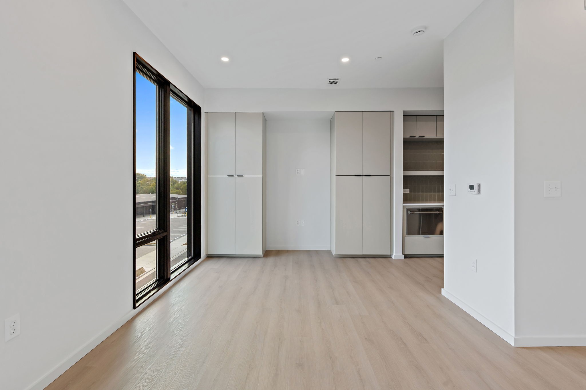 500 Merritt Ave Unit: 310