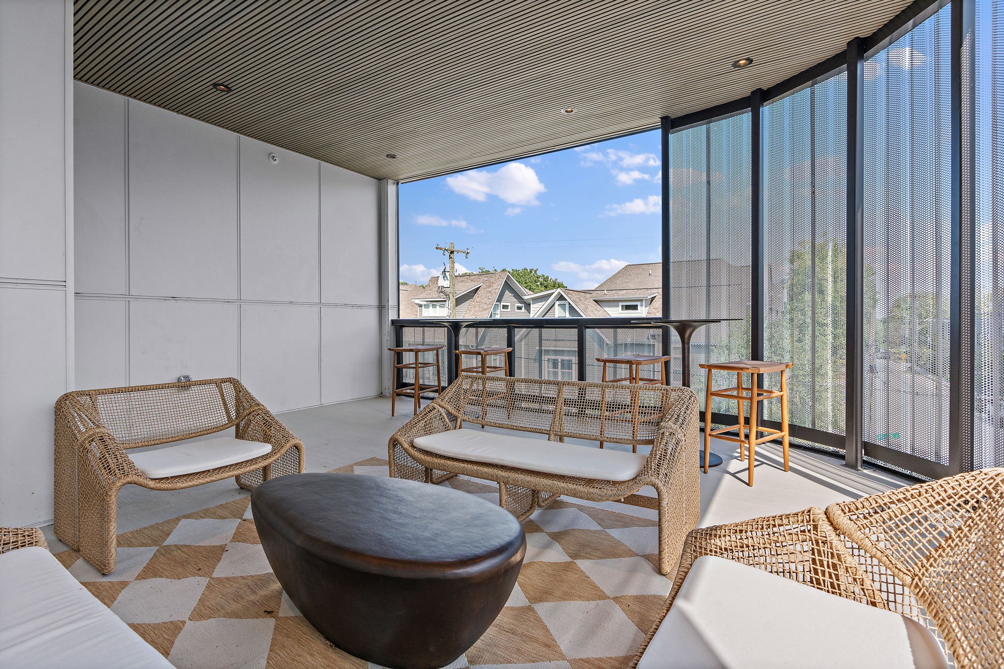 500 Merritt Ave Unit: 310