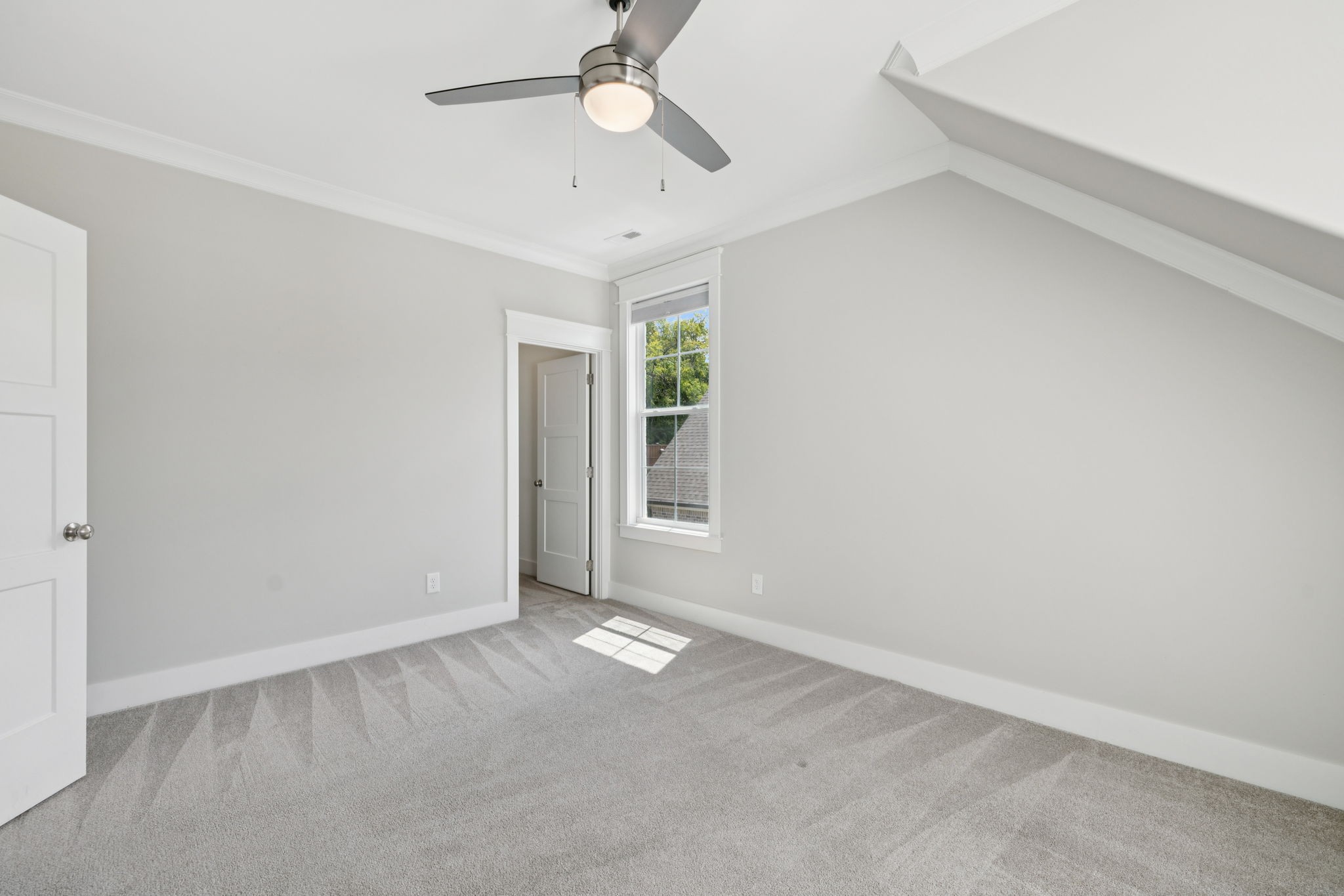 2224 Brakeman Ln