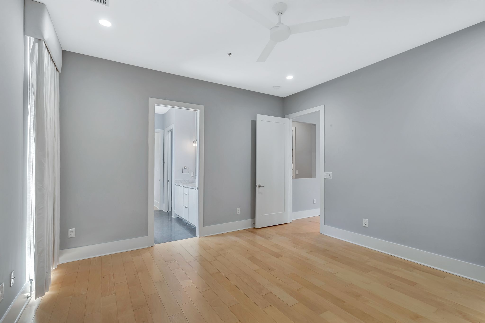 3210 Long Blvd Unit: 101