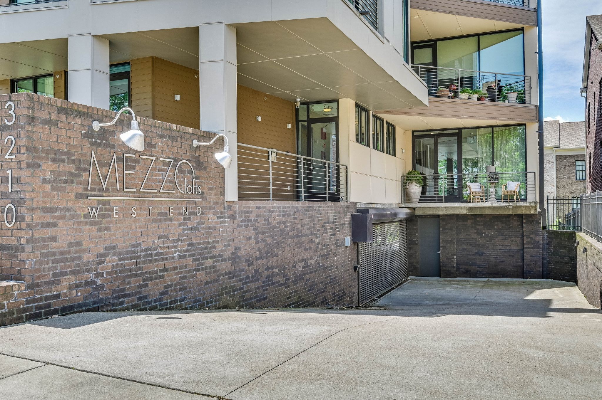 3210 Long Blvd Unit: 101