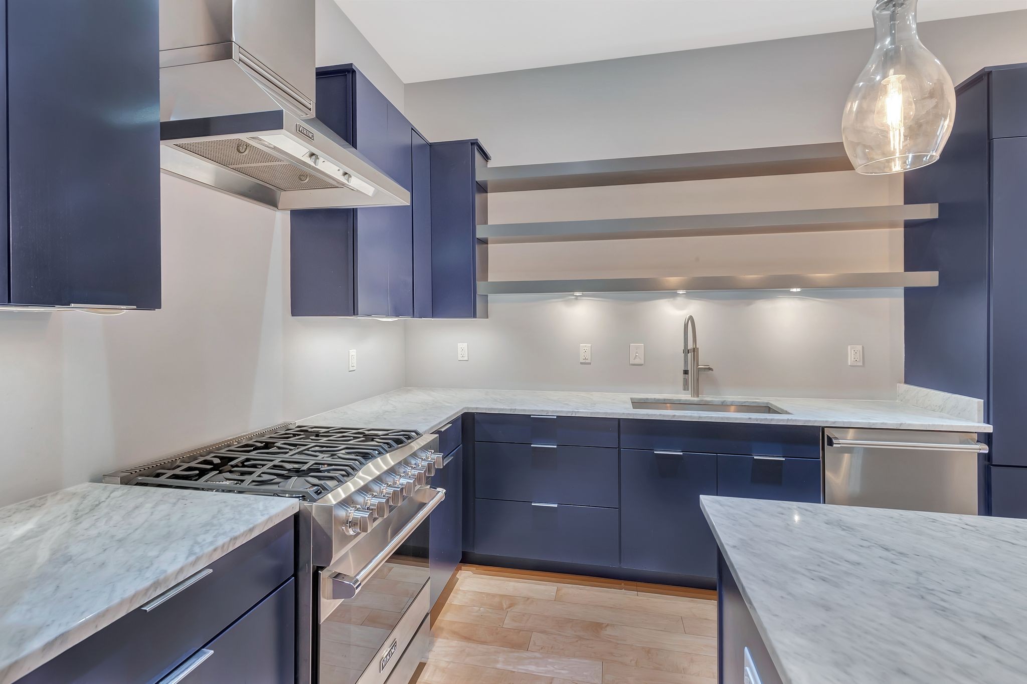 3210 Long Blvd Unit: 101