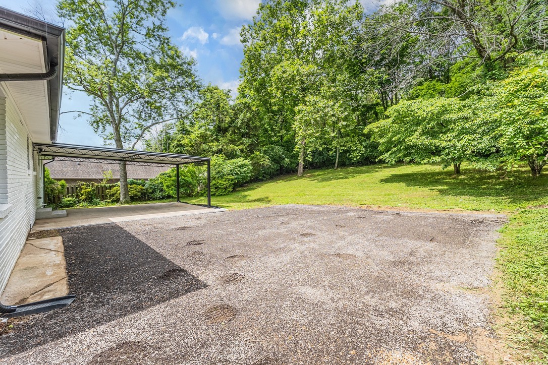 4044 Brick Church Pike