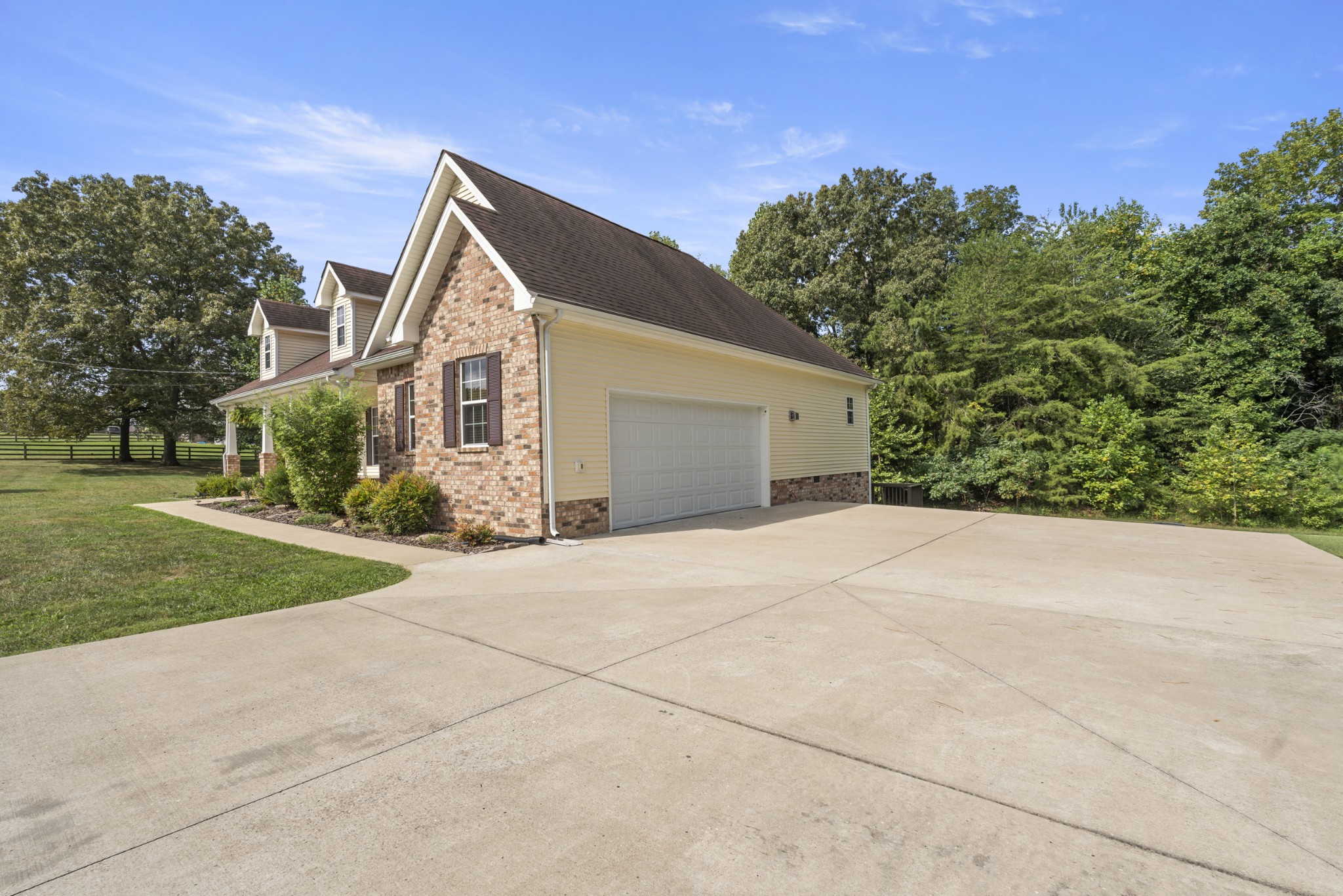 501 Cole Ct