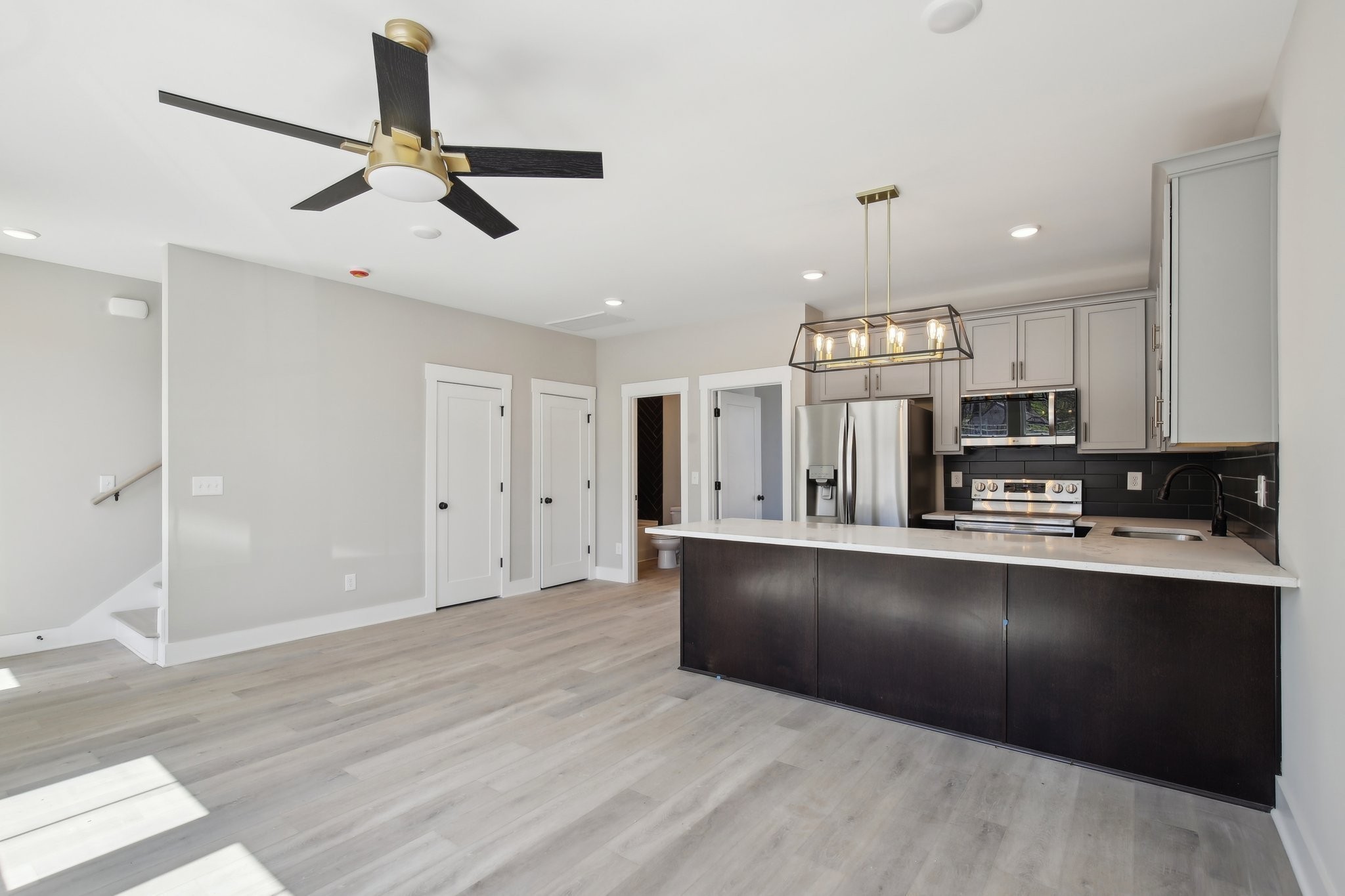 341 Archwood Dr Unit: 1