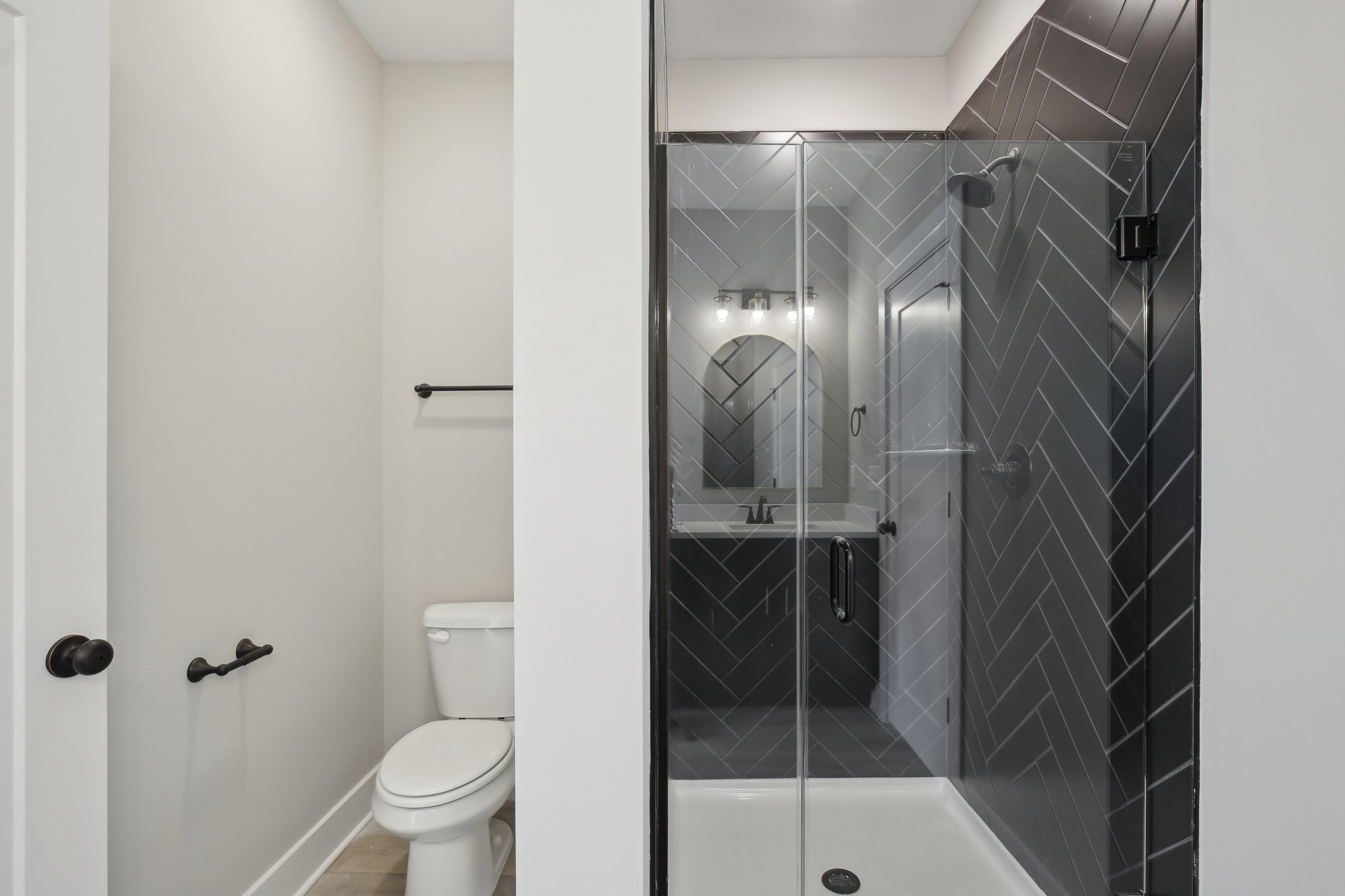 341 Archwood Dr Unit: 2