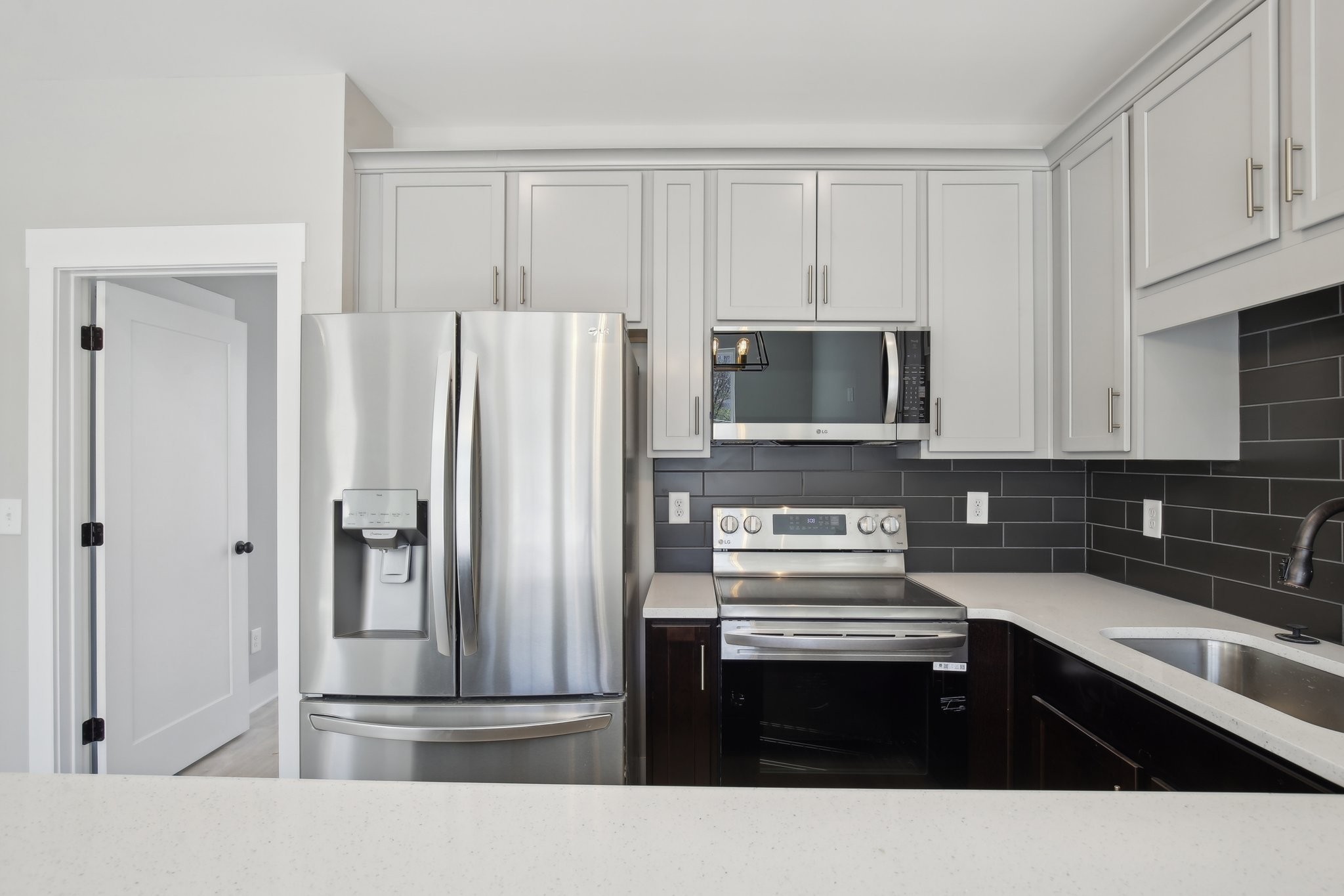 341 Archwood Dr Unit: 2