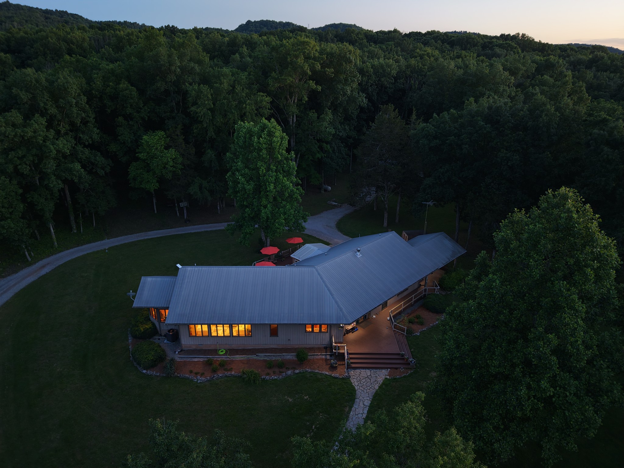 6960 Millersburg Rd