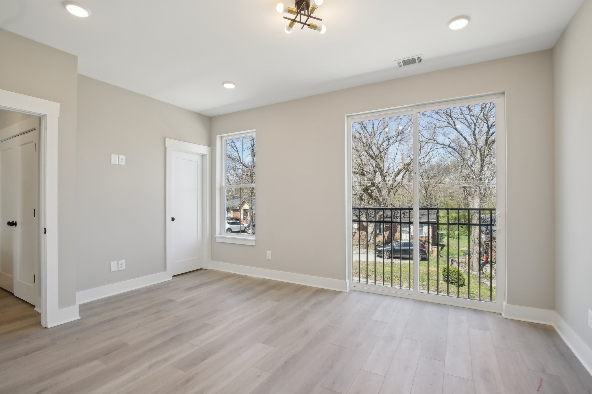 341 Archwood Dr Unit: 7