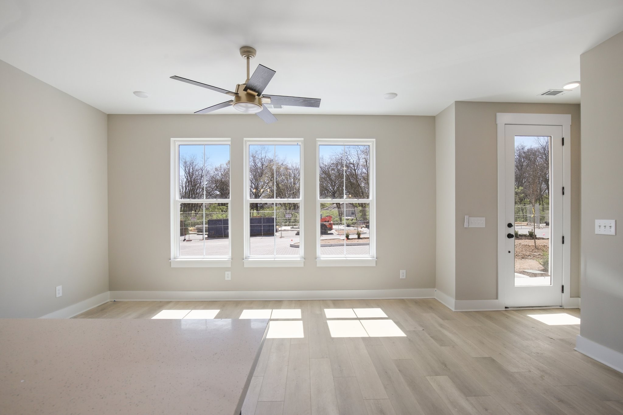 341 Archwood Dr Unit: 7