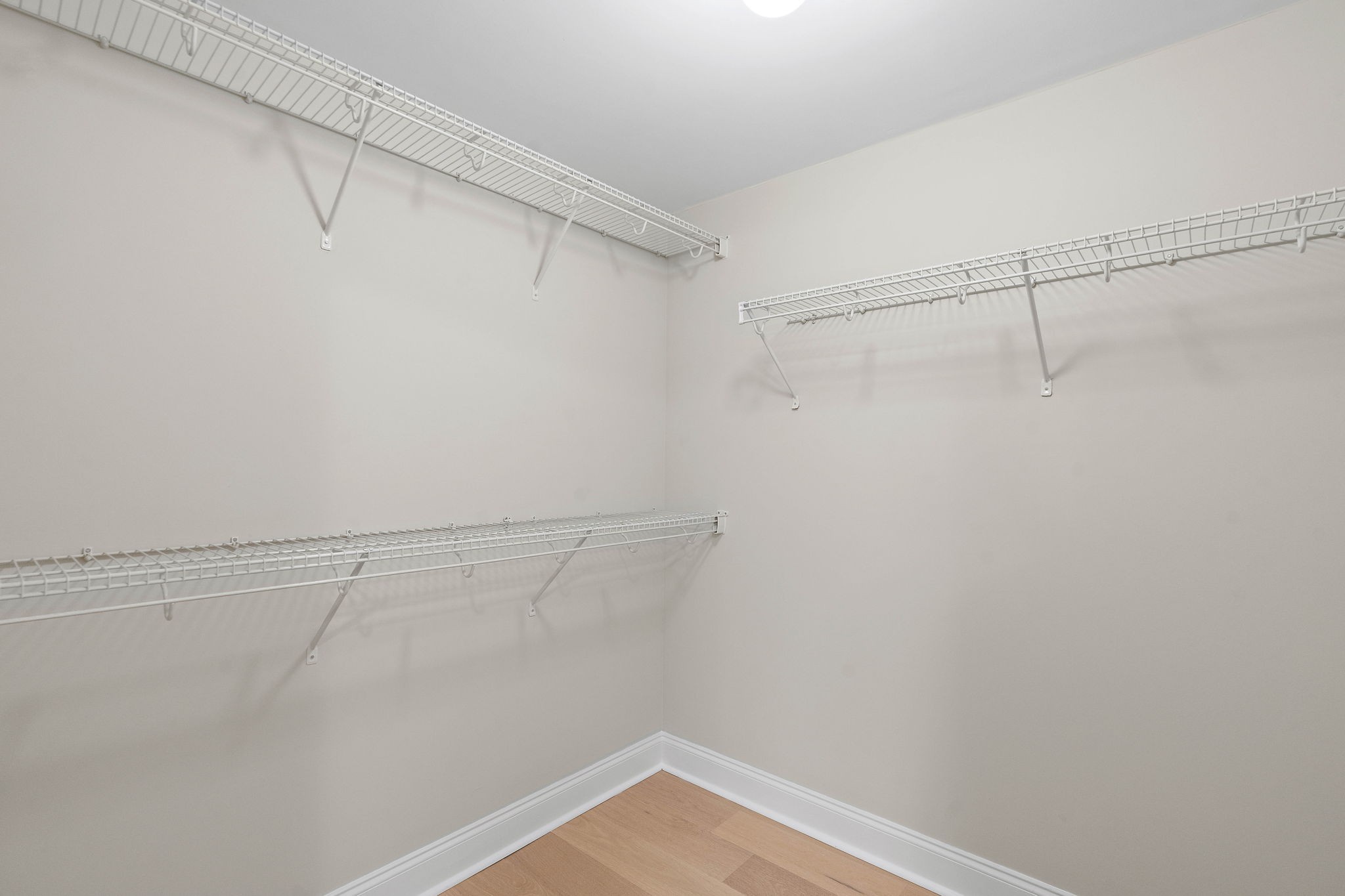 3201 Aspen Grove Drive Unit: L8