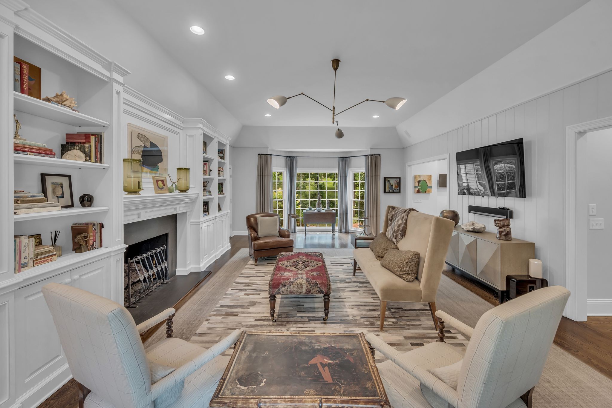 105 Westhampton Pl