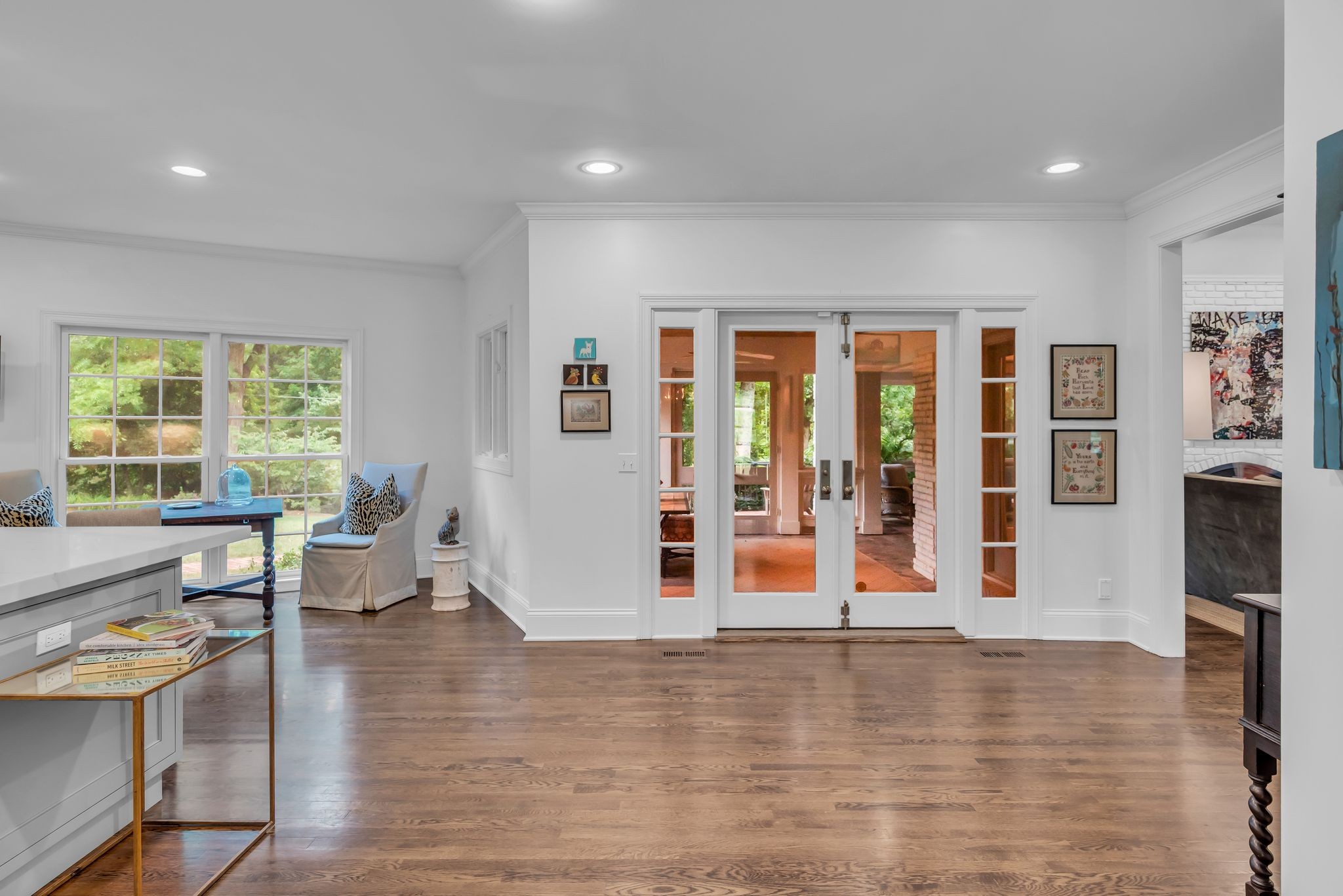 105 Westhampton Pl
