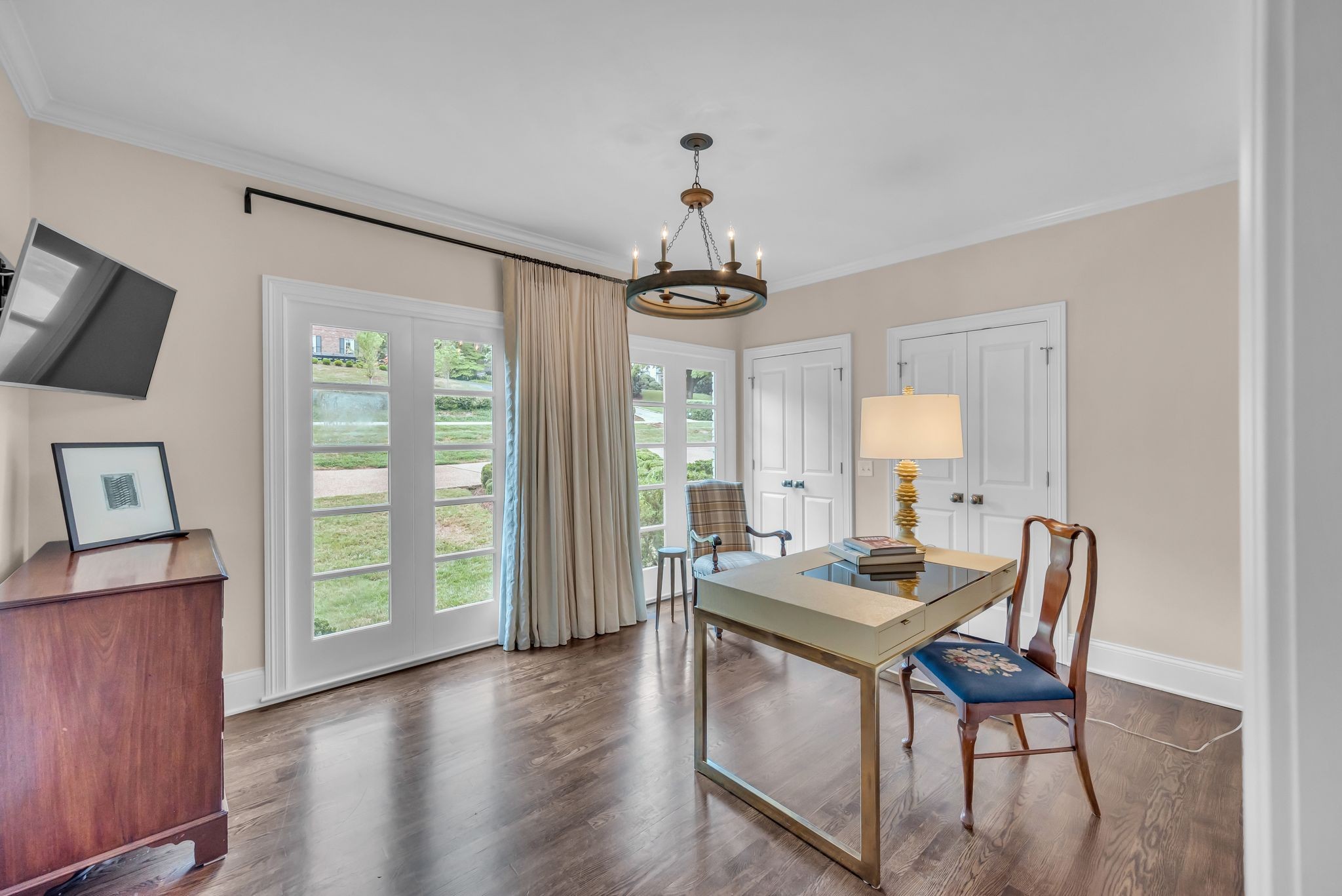 105 Westhampton Pl