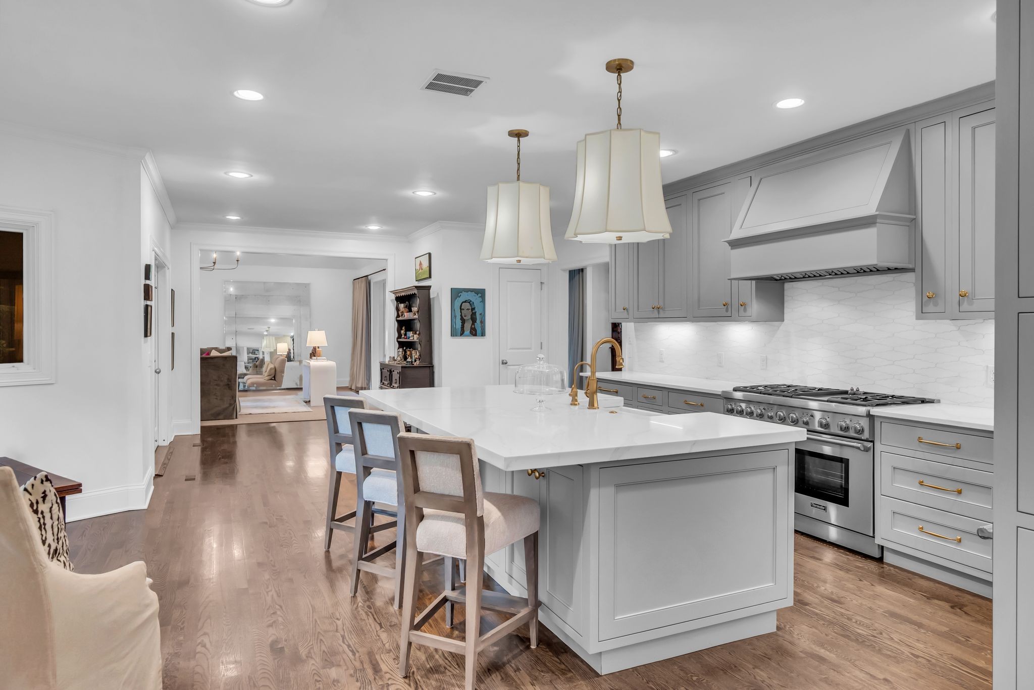 105 Westhampton Pl