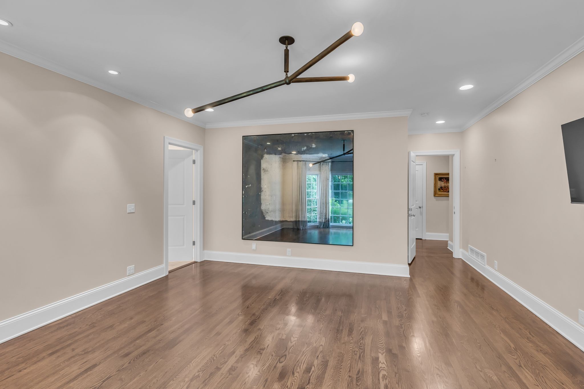 105 Westhampton Pl