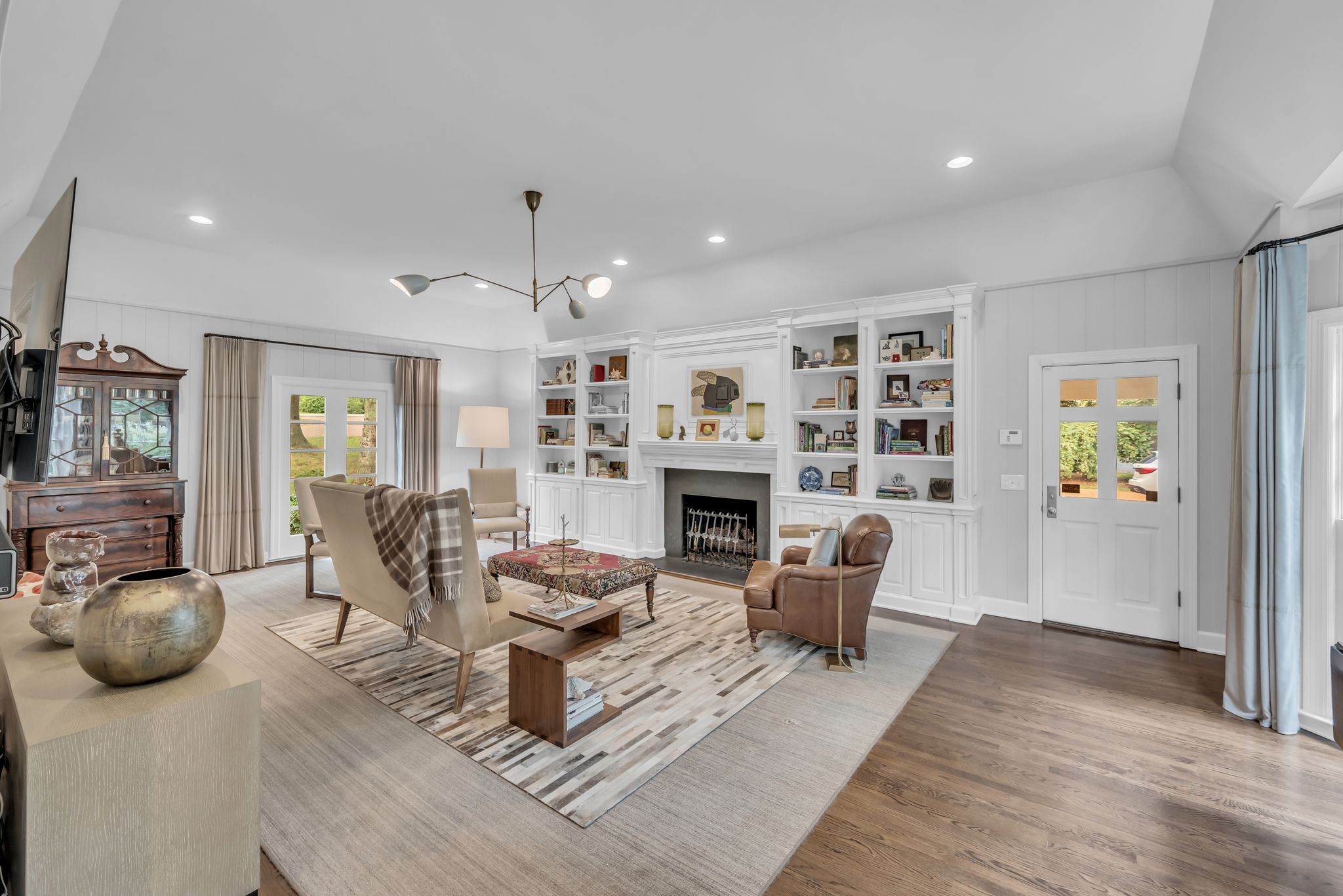 105 Westhampton Pl