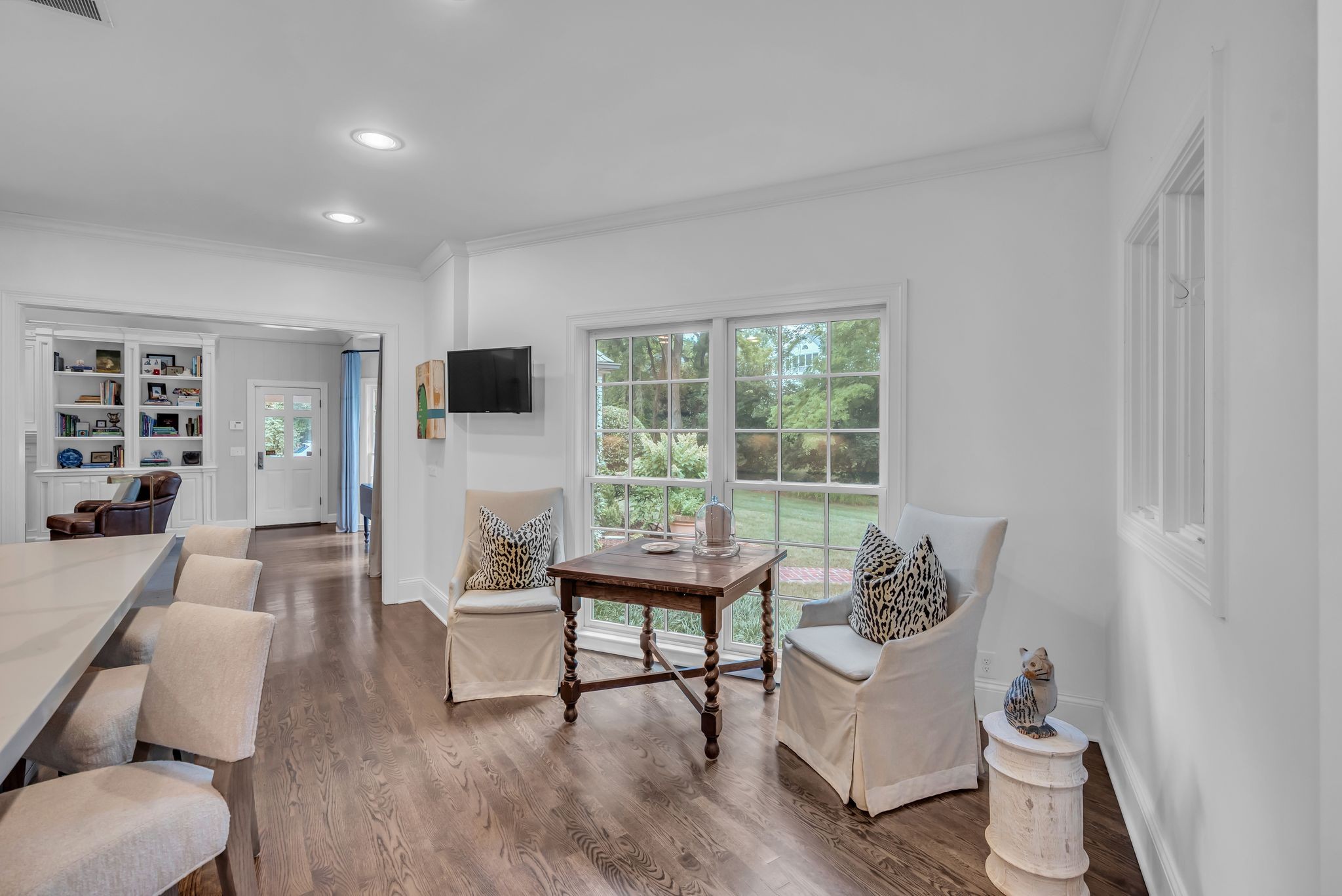 105 Westhampton Pl