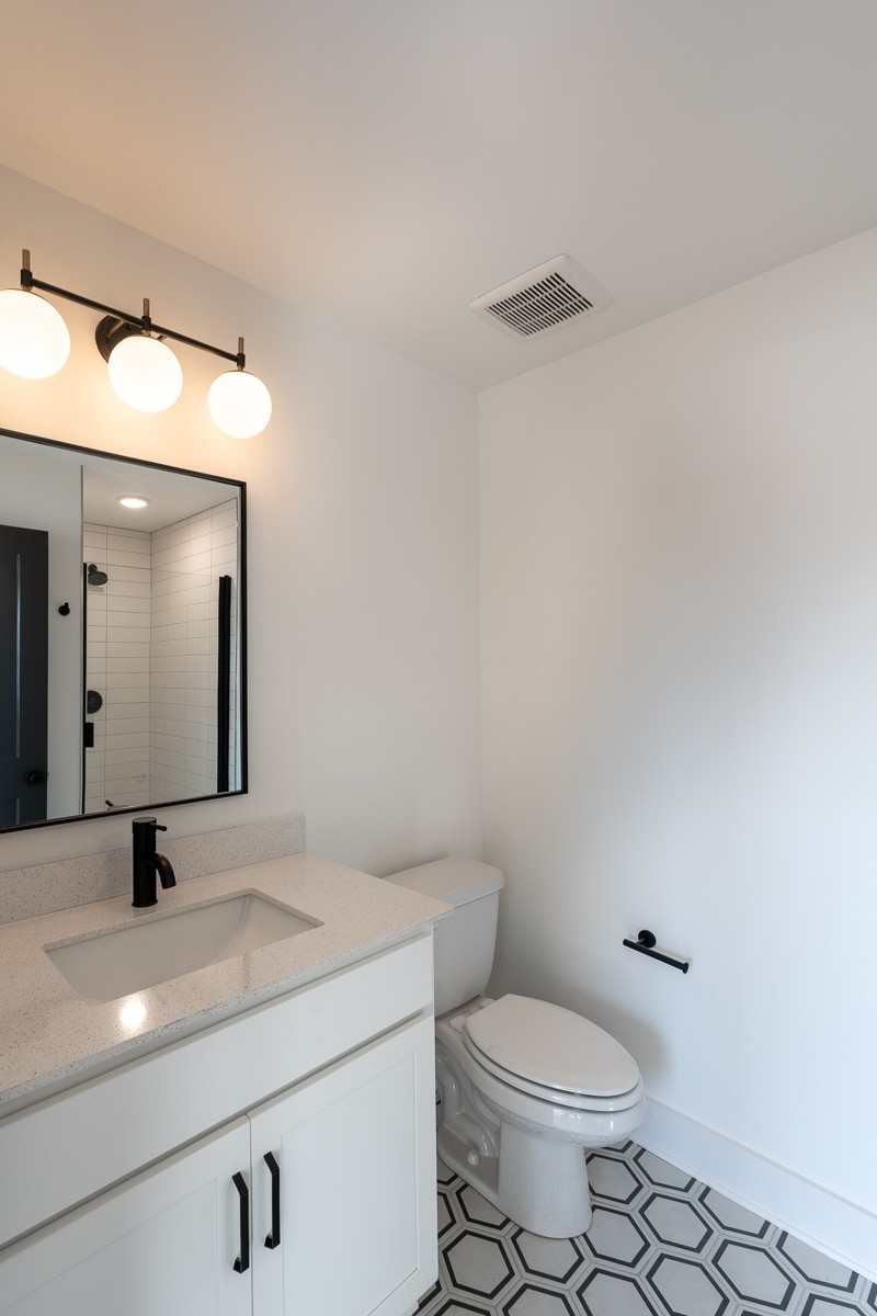 102 Duke St Unit: 8