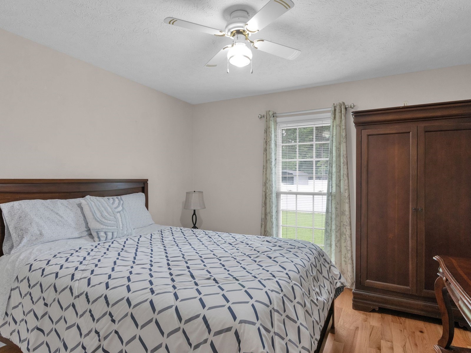 1811 Cascade Ct