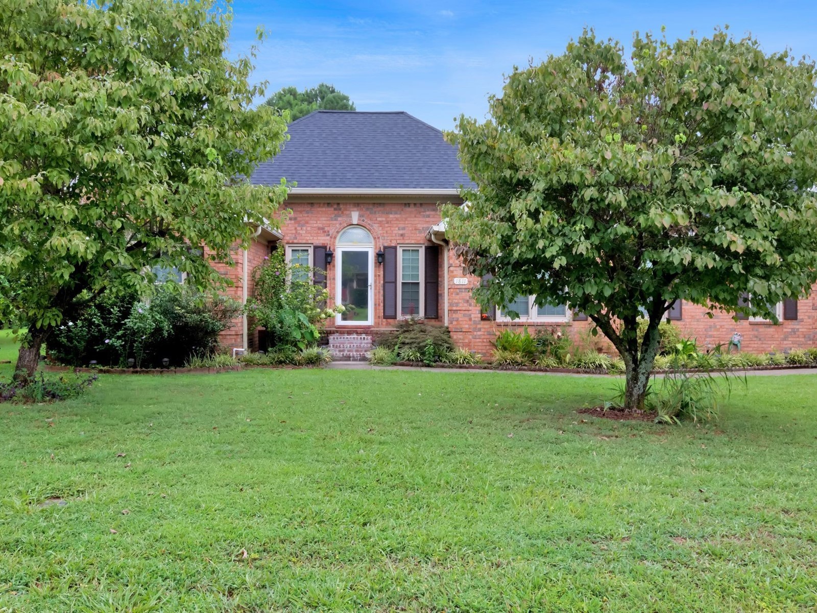 1811 Cascade Ct