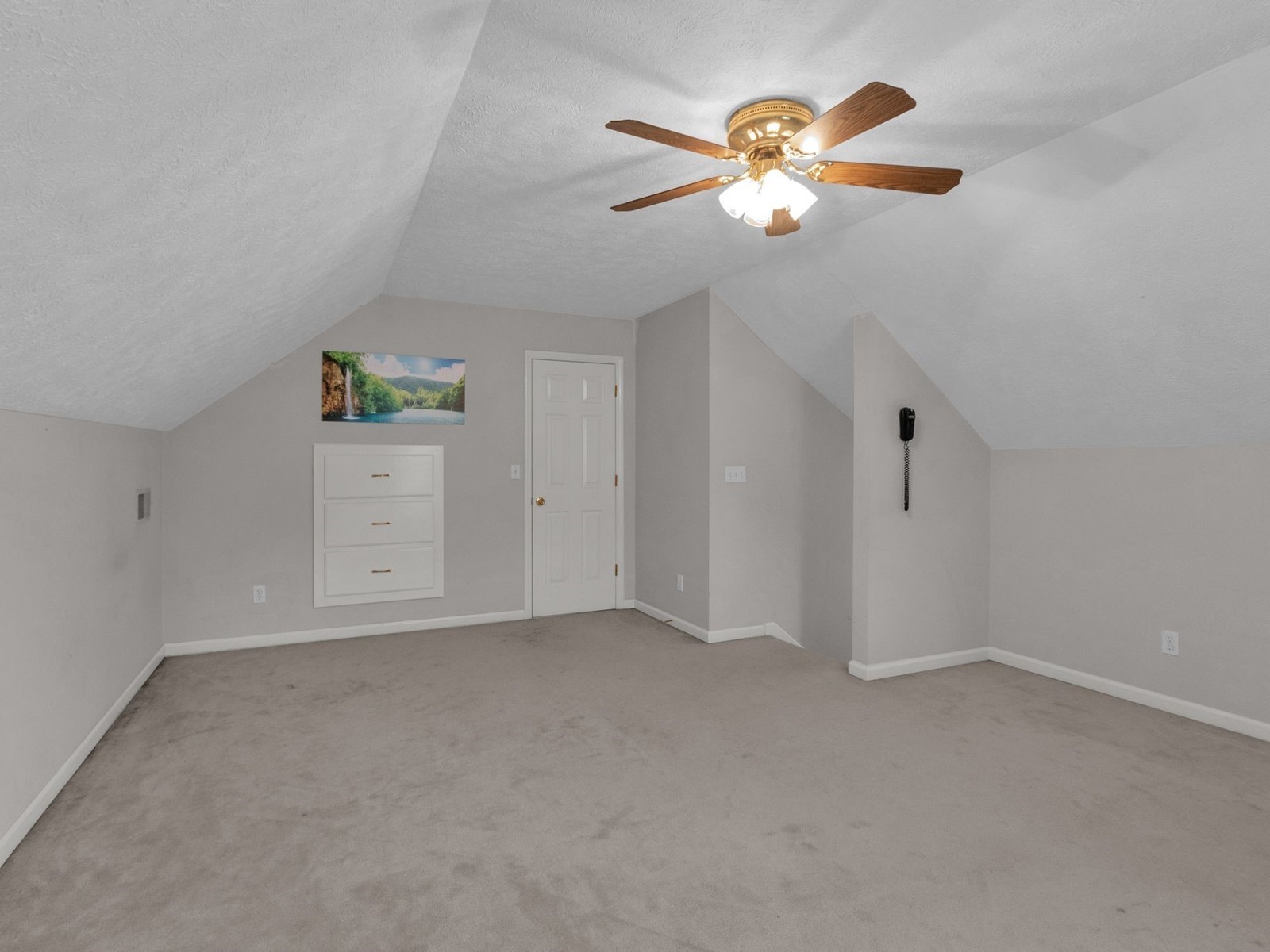 1811 Cascade Ct