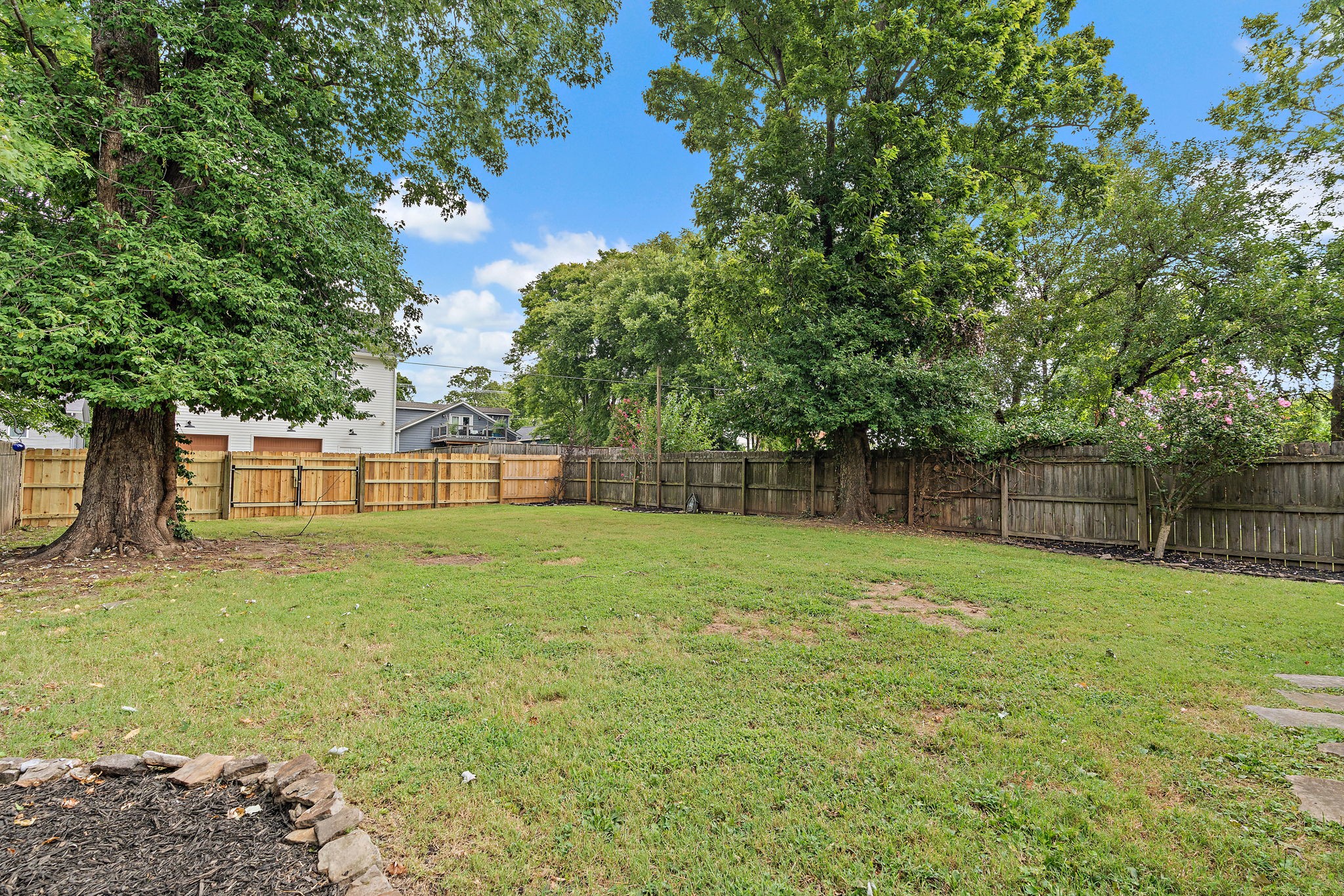 221 Treutland Ave