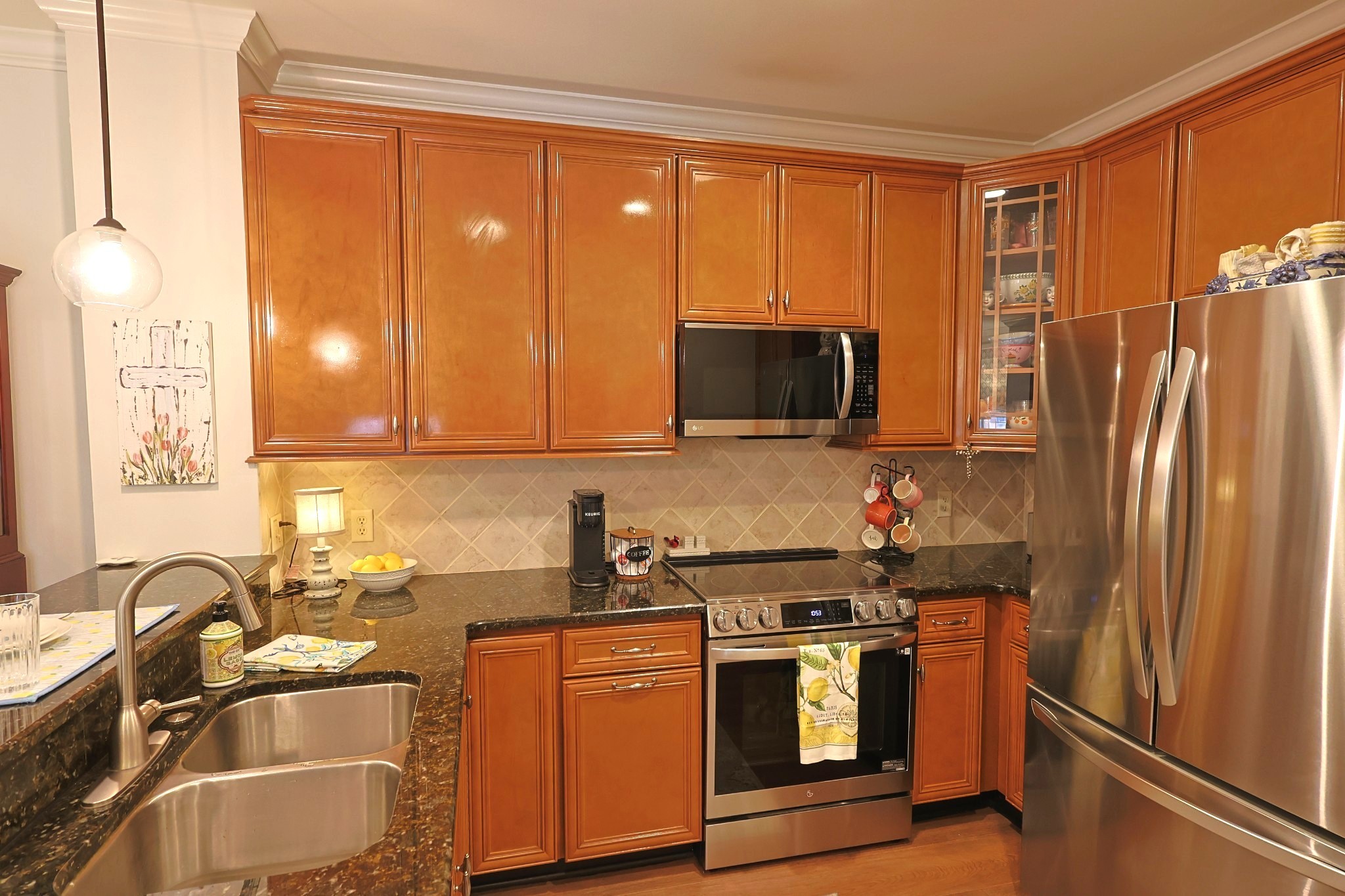307 Seven Springs Way Unit: 304