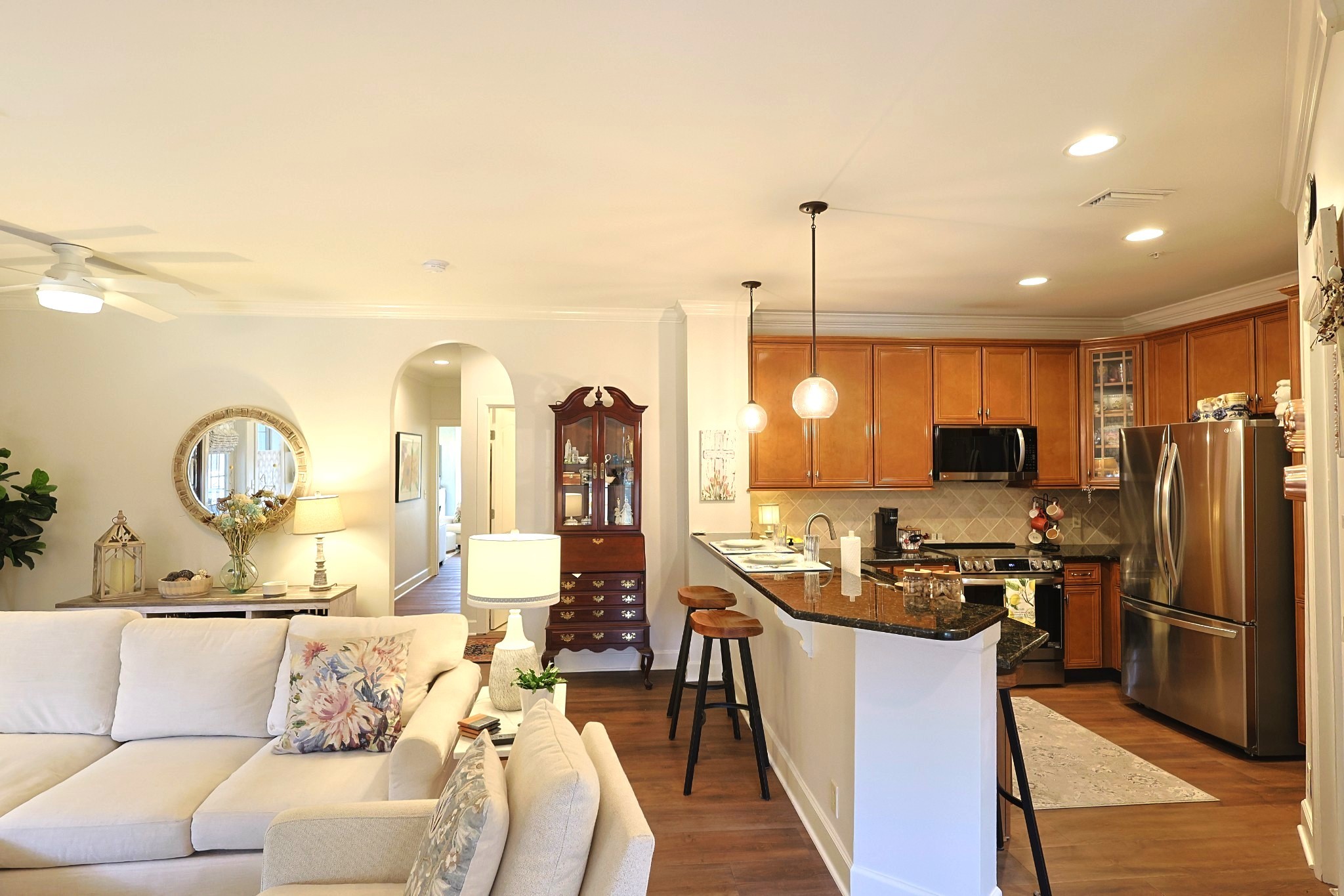307 Seven Springs Way Unit: 304