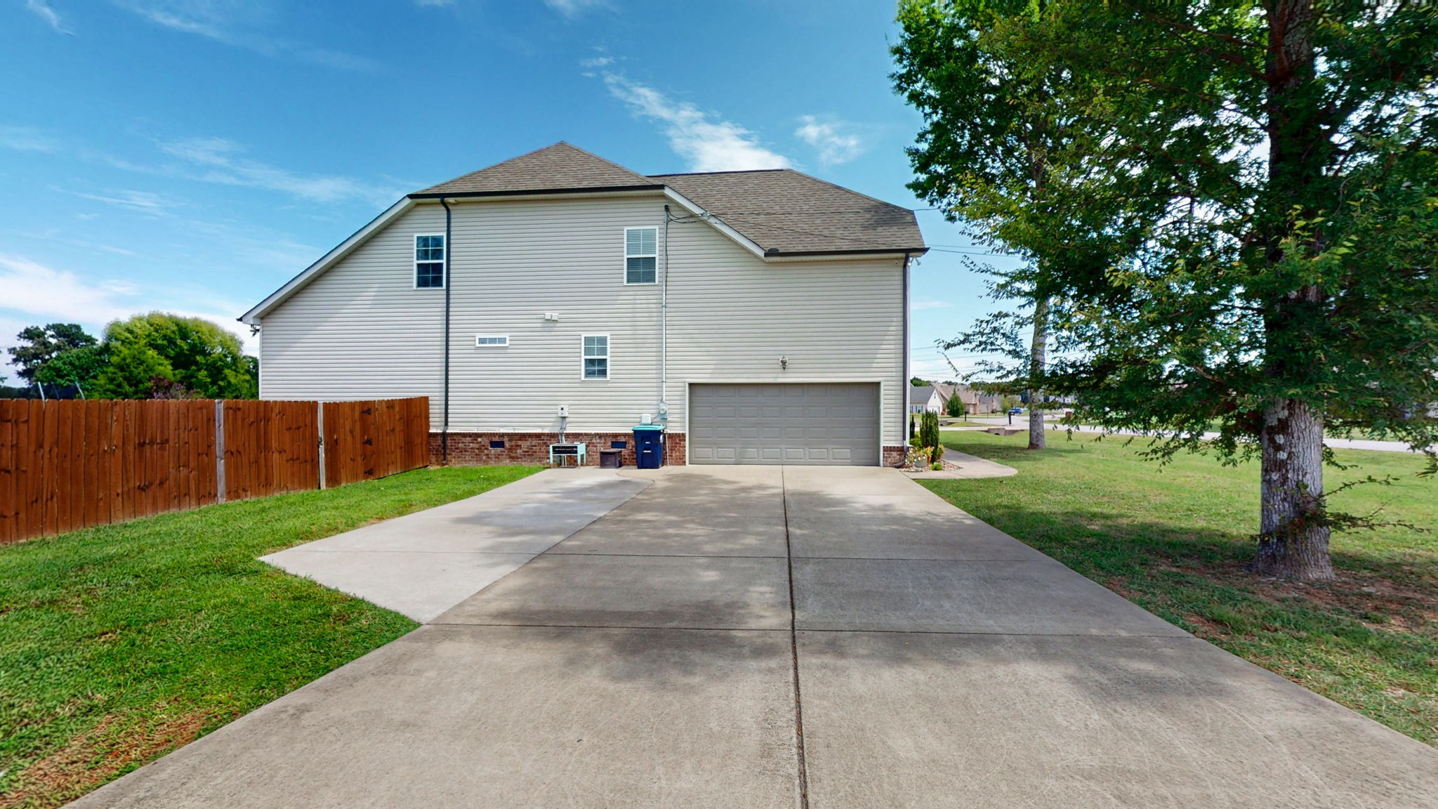 1012 Winding Branch Dr