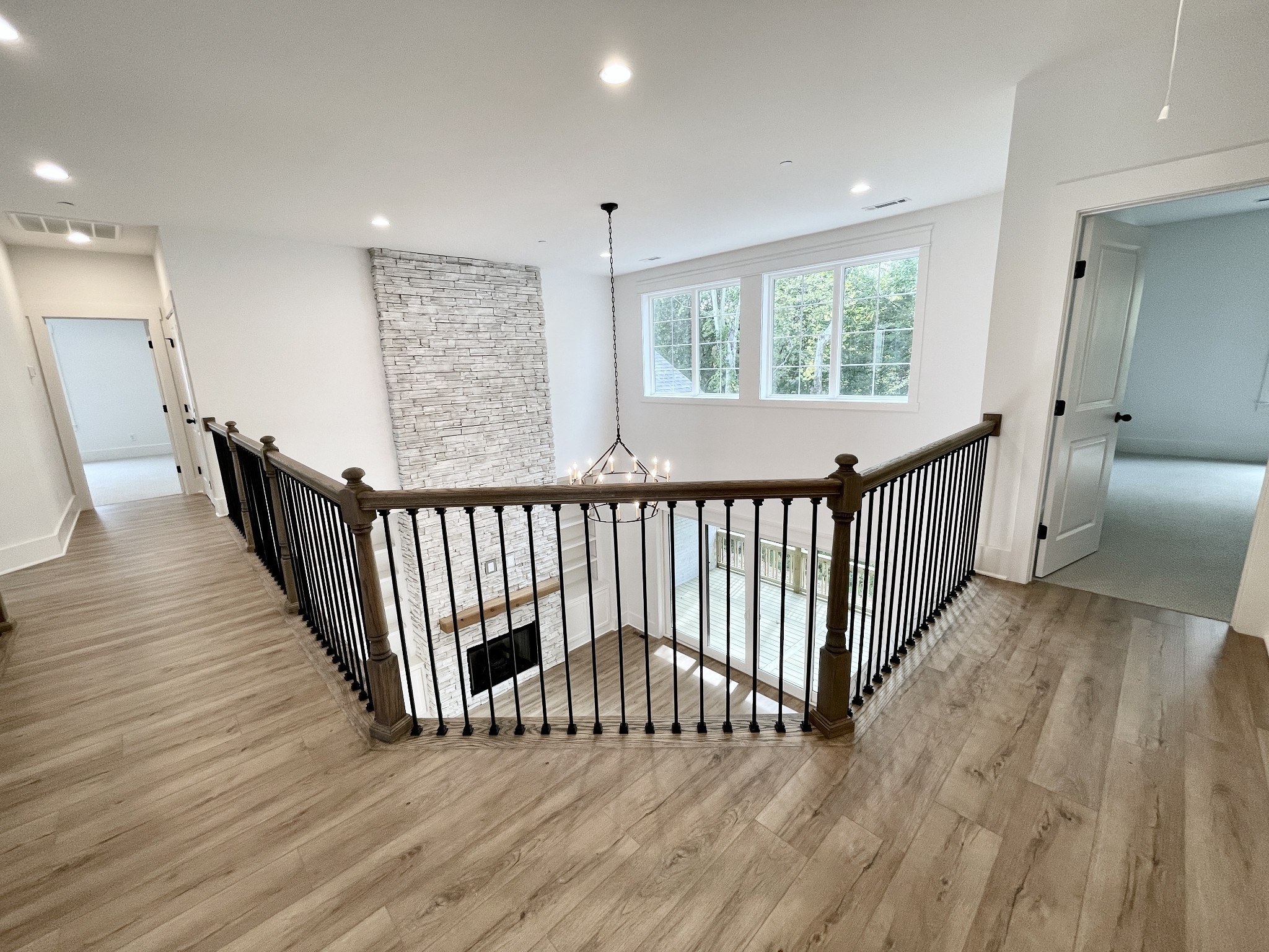 9908 Amarosa Ct