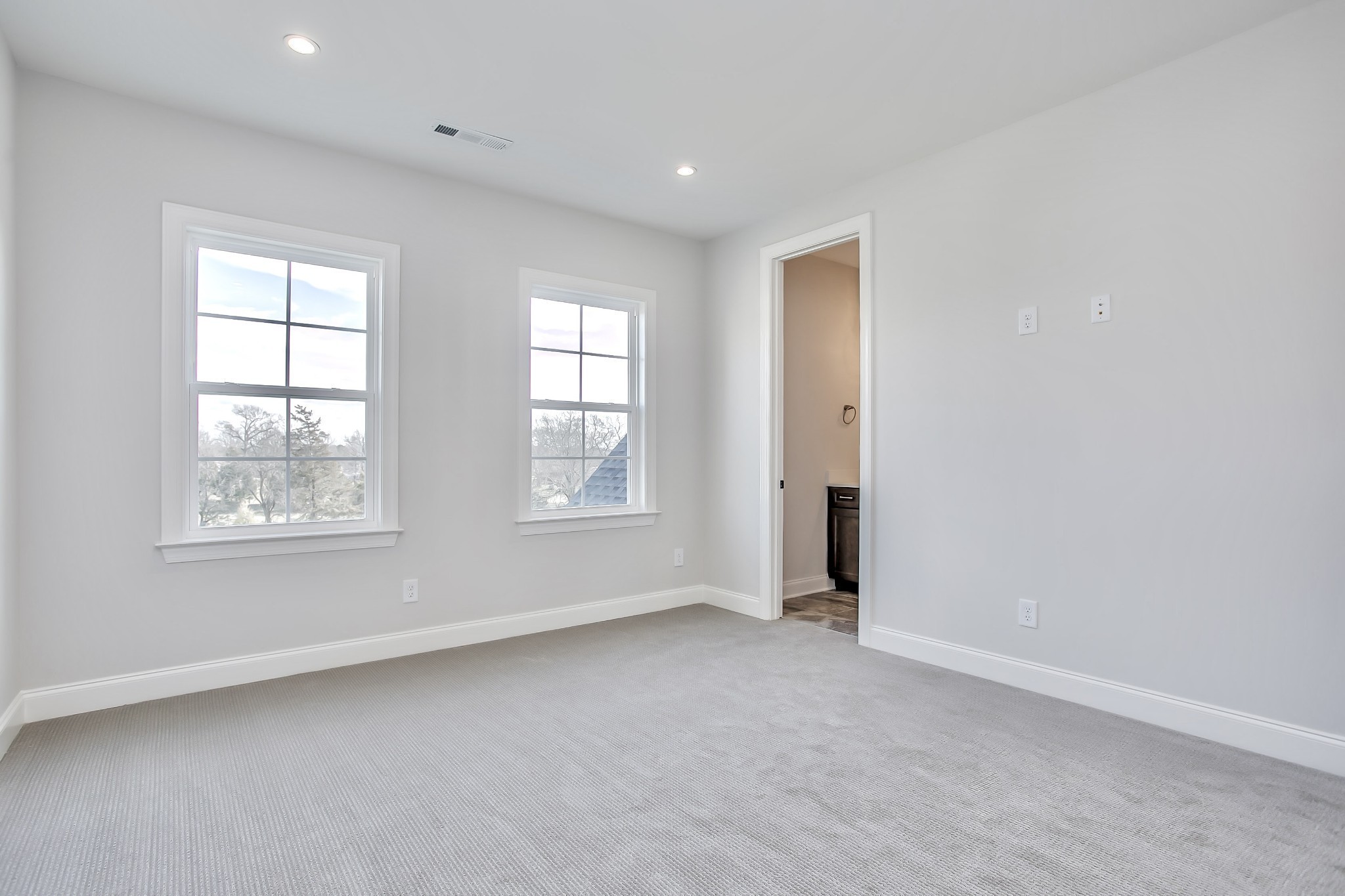 9908 Amarosa Ct