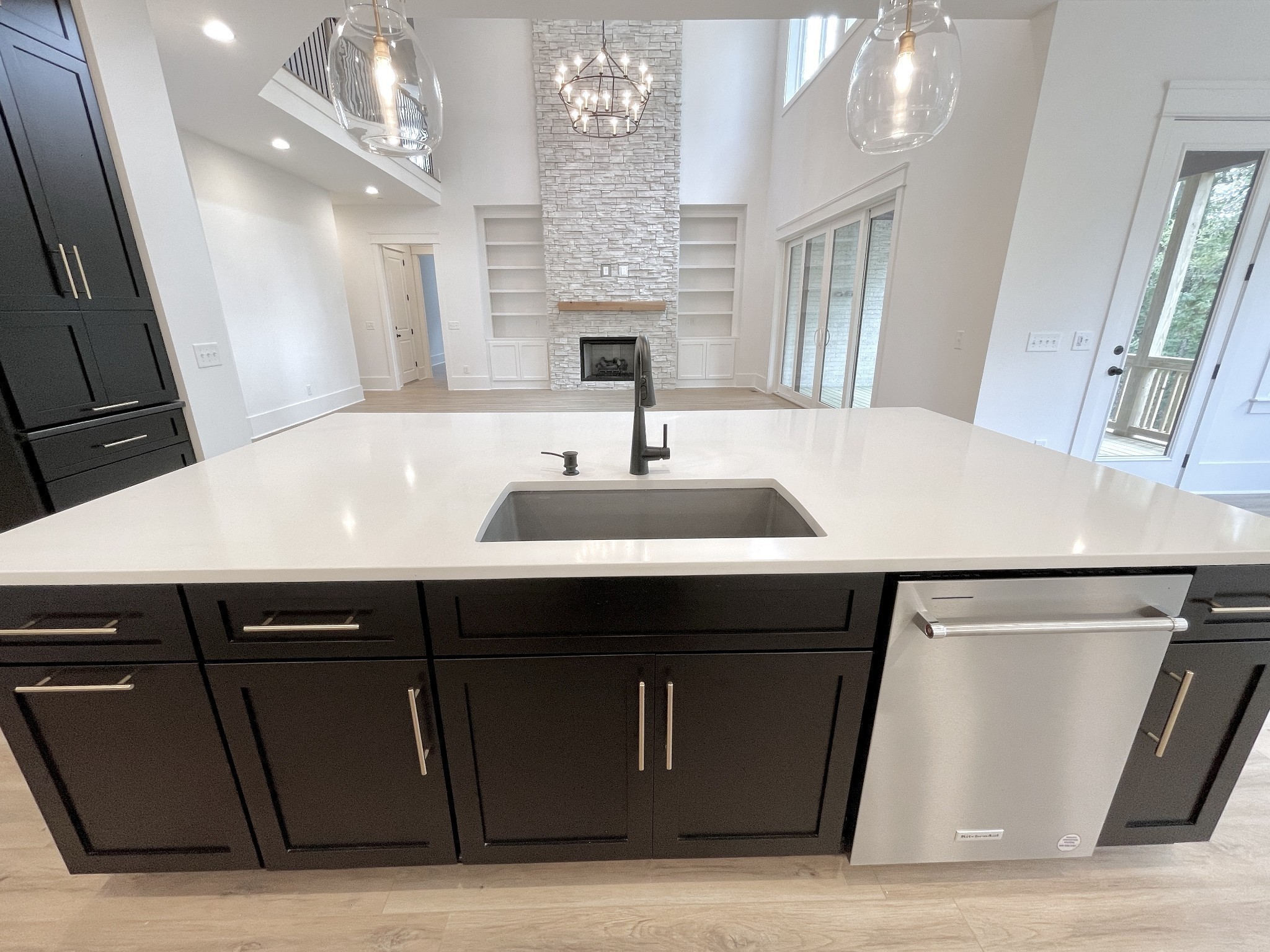 9908 Amarosa Ct