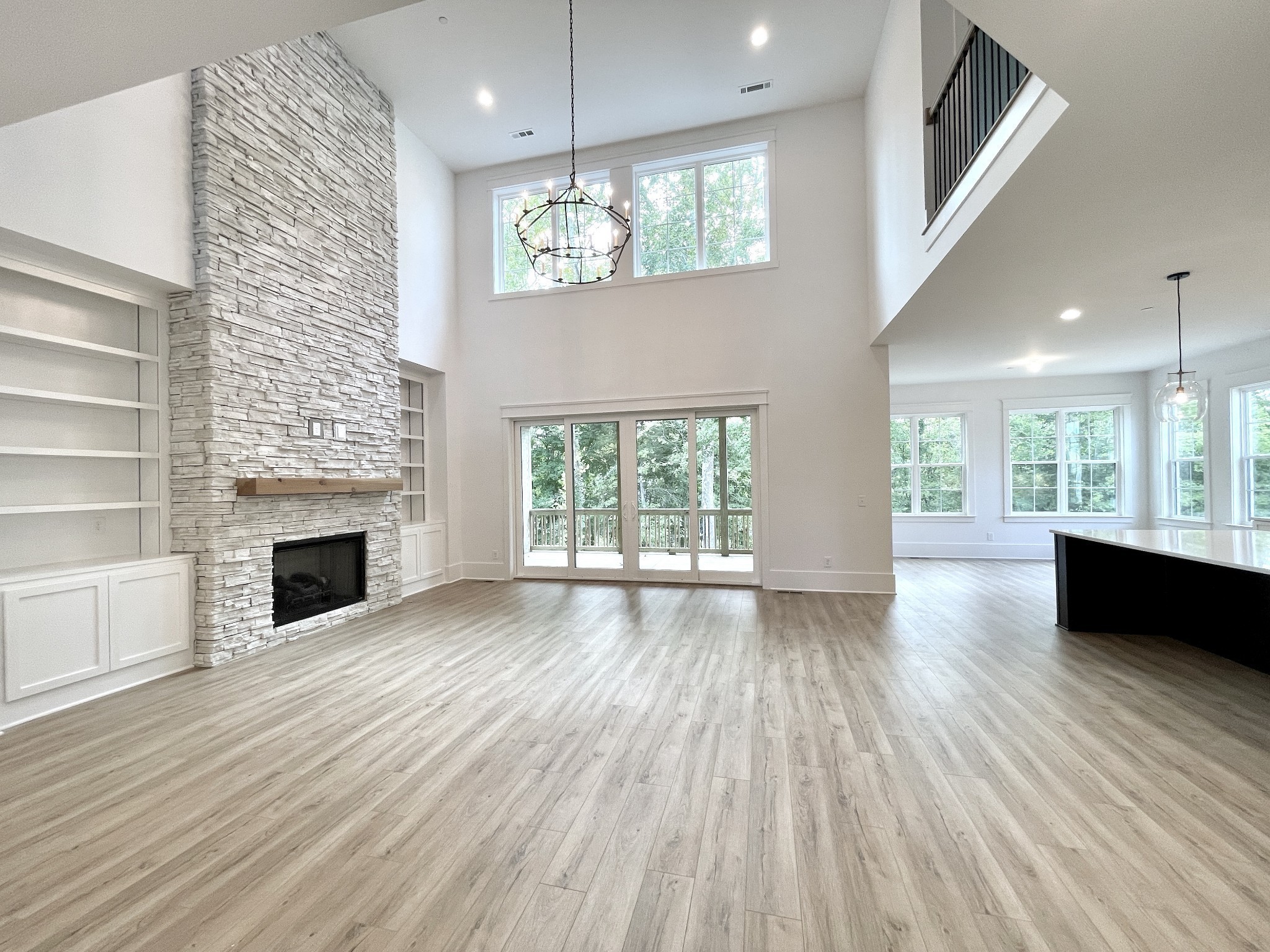 9908 Amarosa Ct