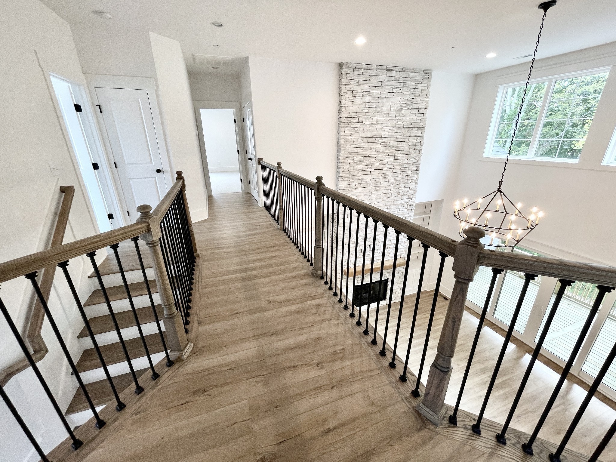 9908 Amarosa Ct