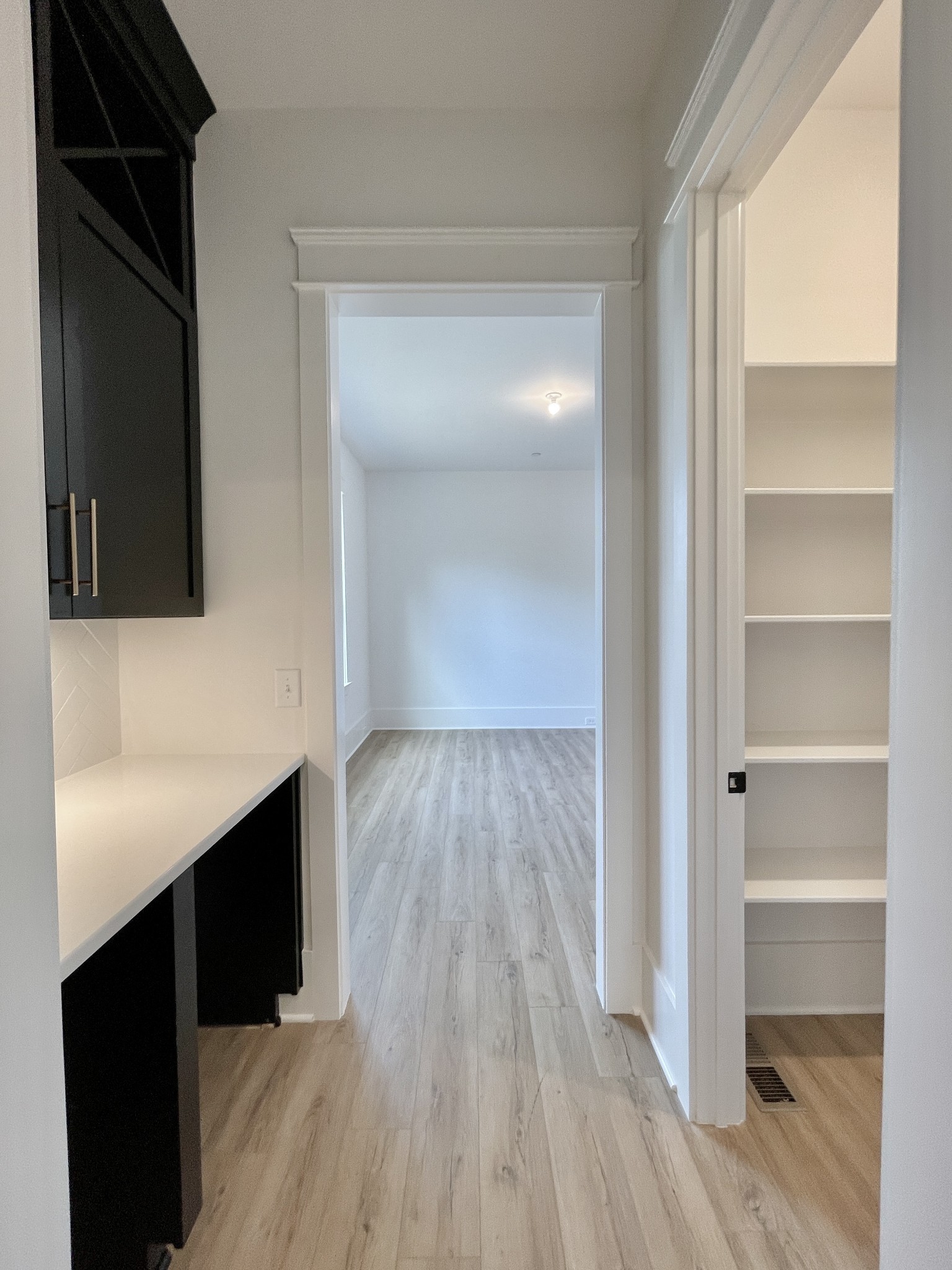 9908 Amarosa Ct