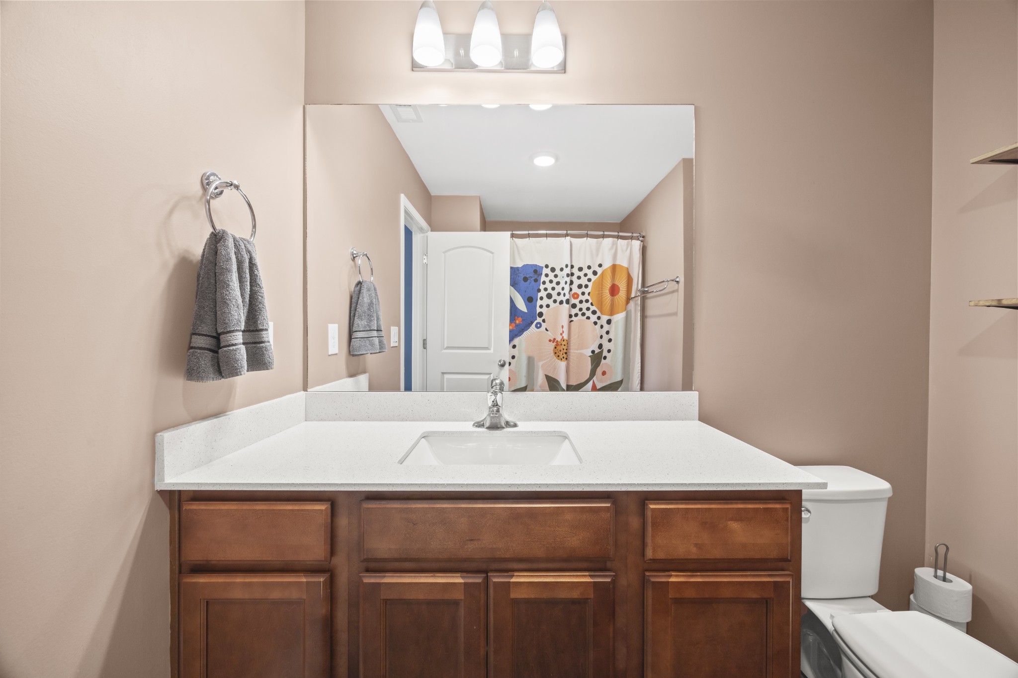 108 Ofner Dr