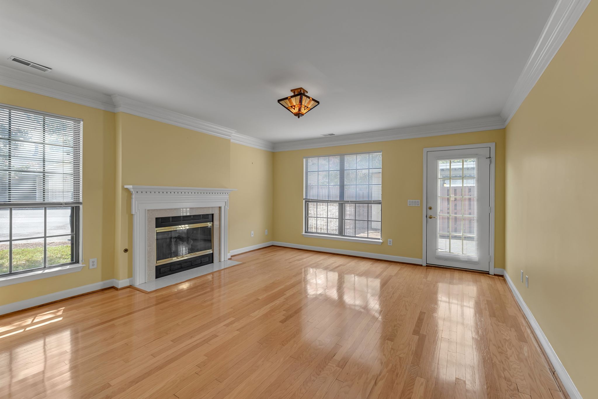 6018 Sunrise Cir