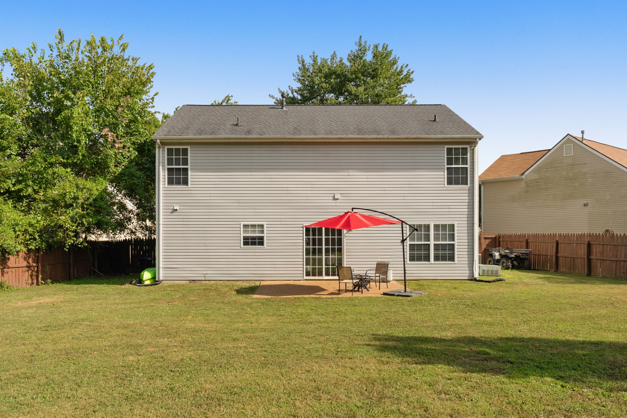 8035 Meadowview Ln