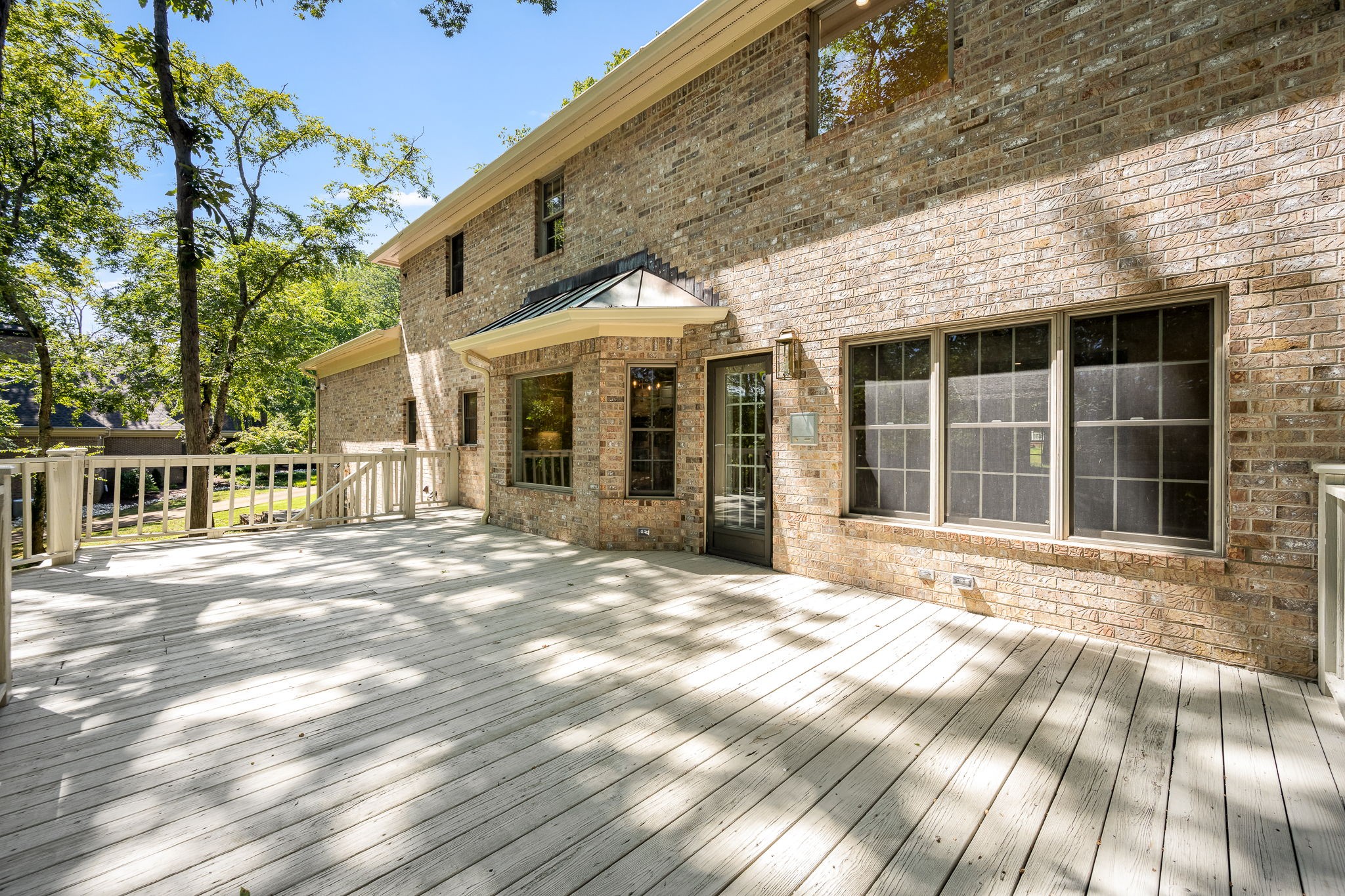 2207 Shannon Dr