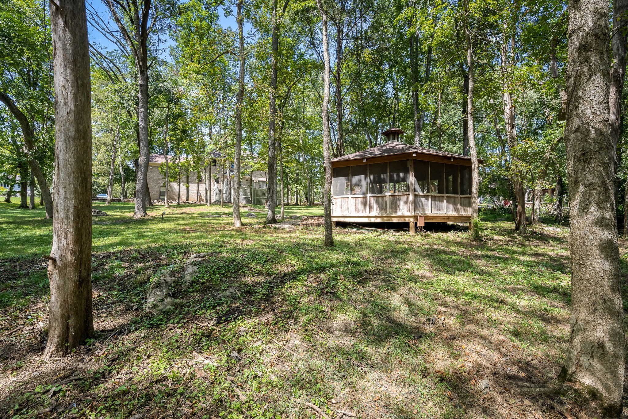 2207 Shannon Dr