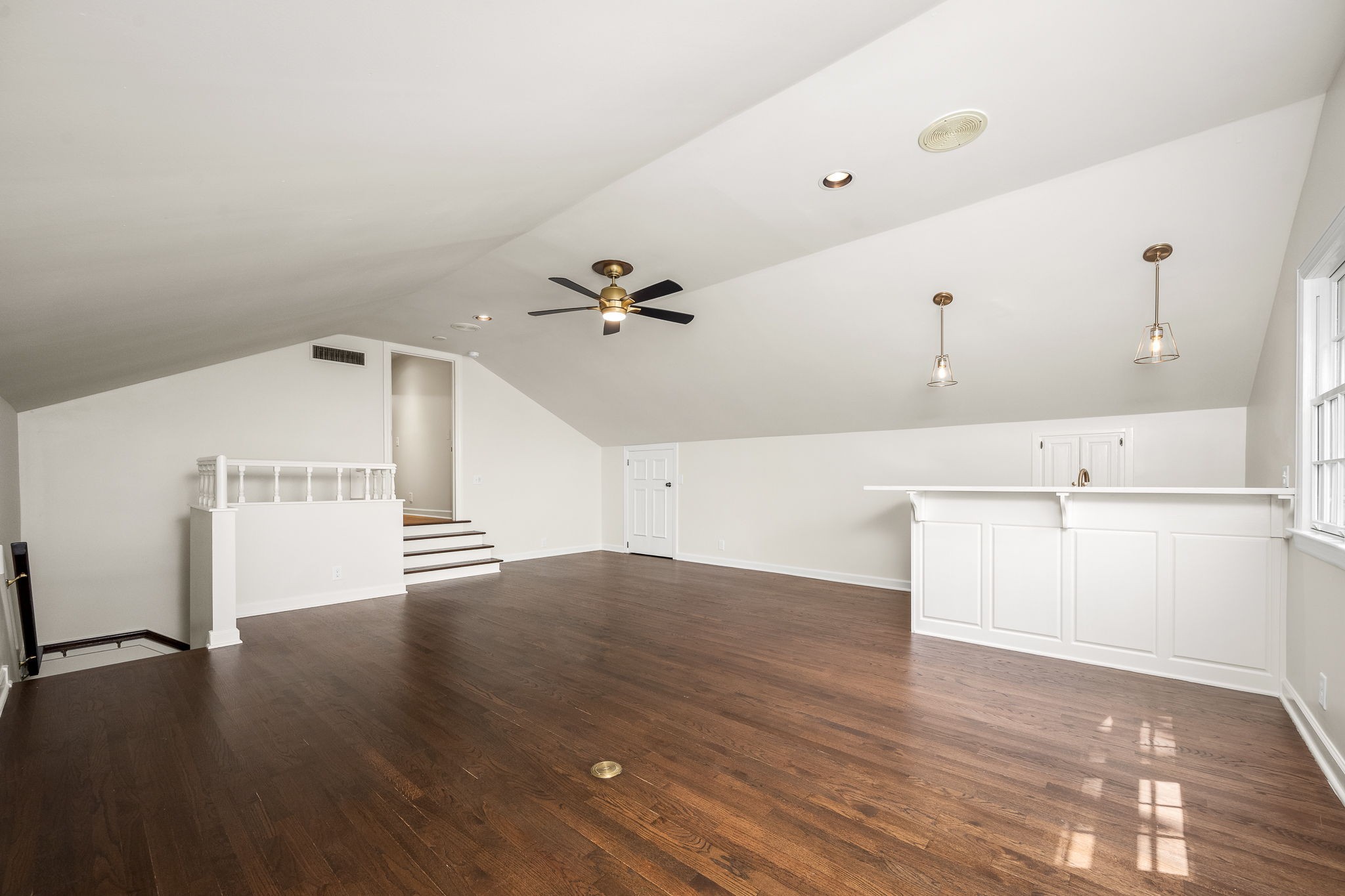 2207 Shannon Dr