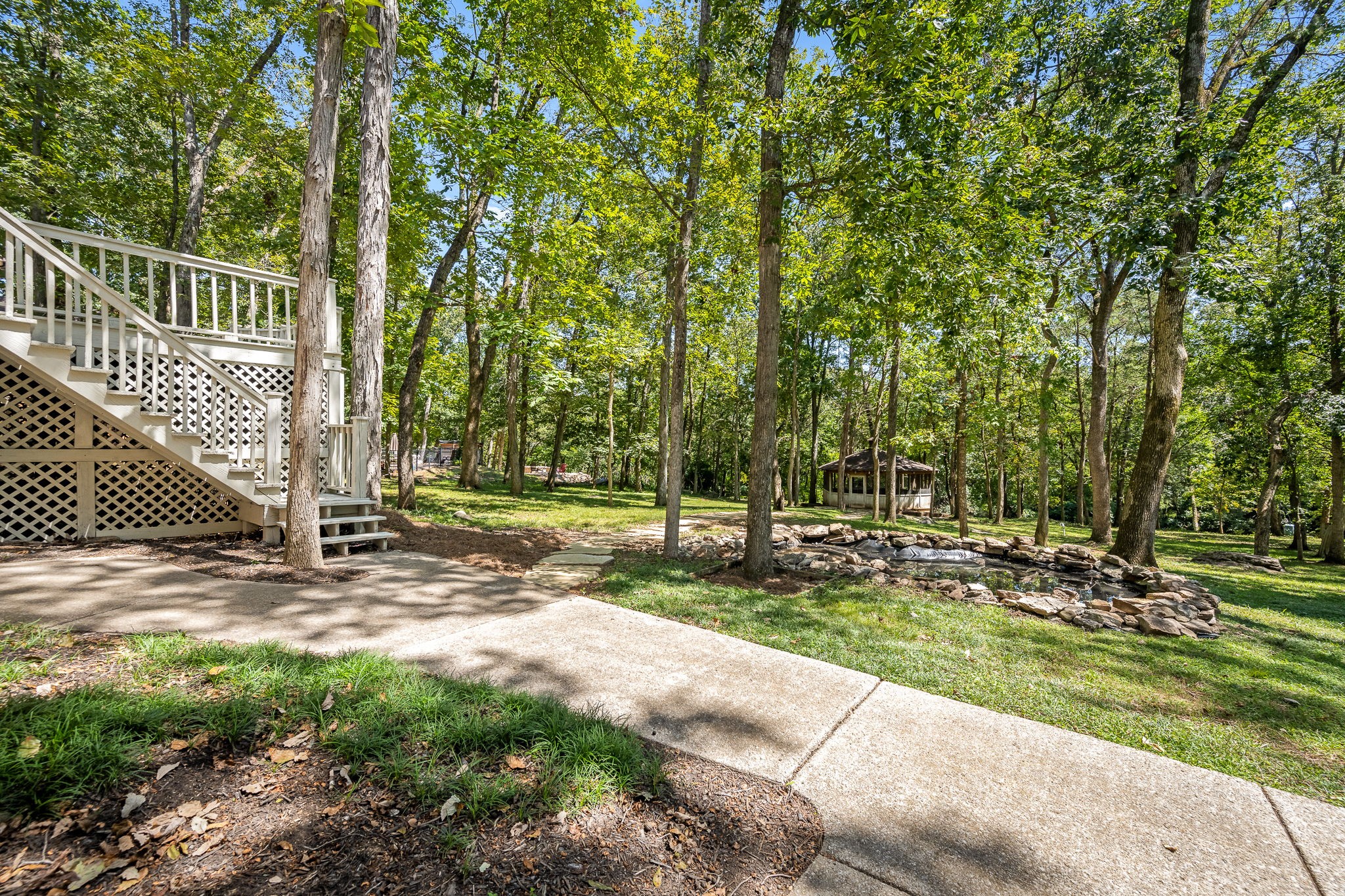 2207 Shannon Dr