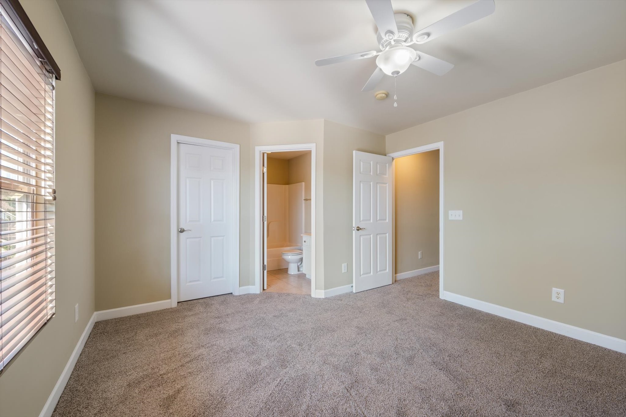 2812 Ruland Pl