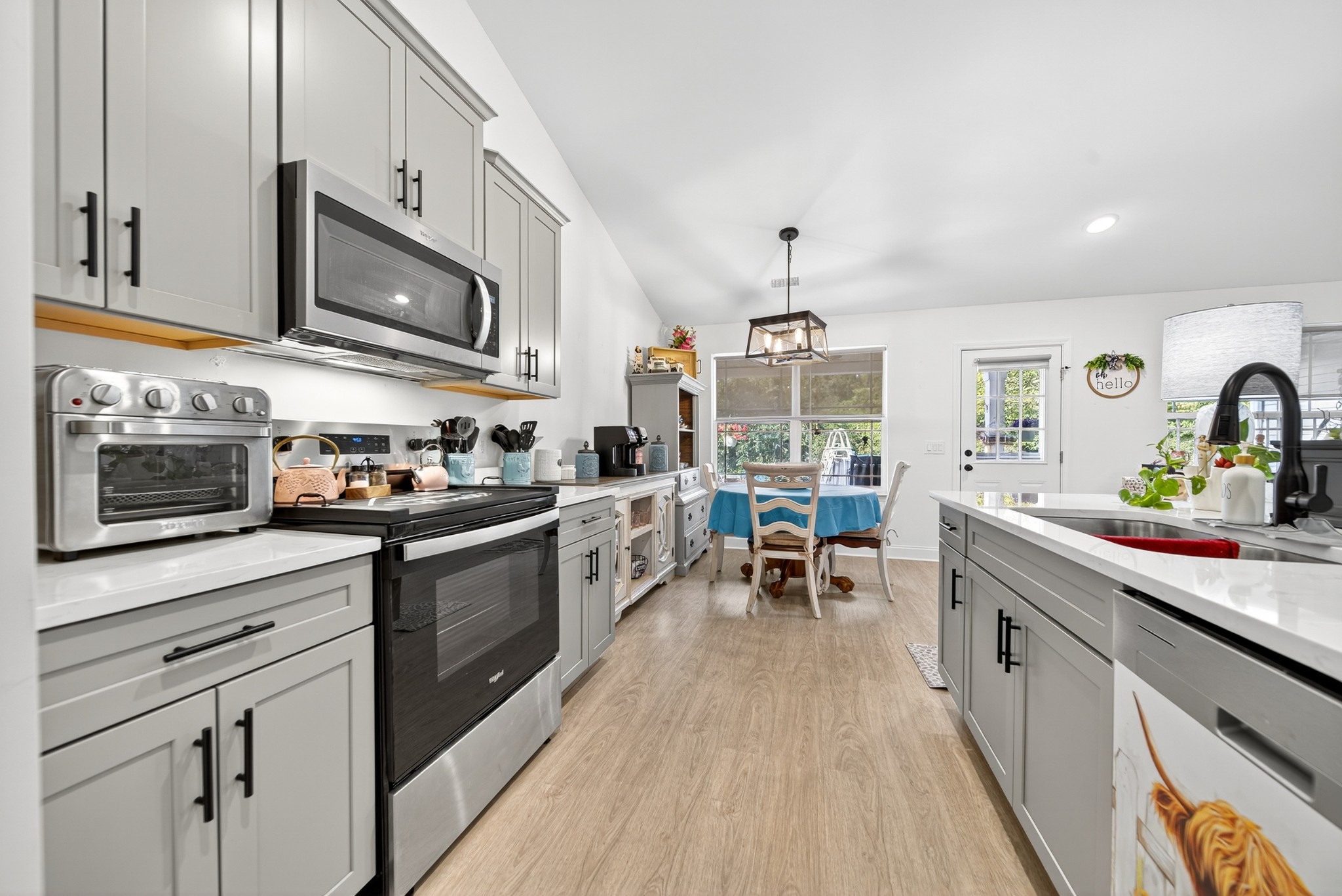 3013 Longview Ct