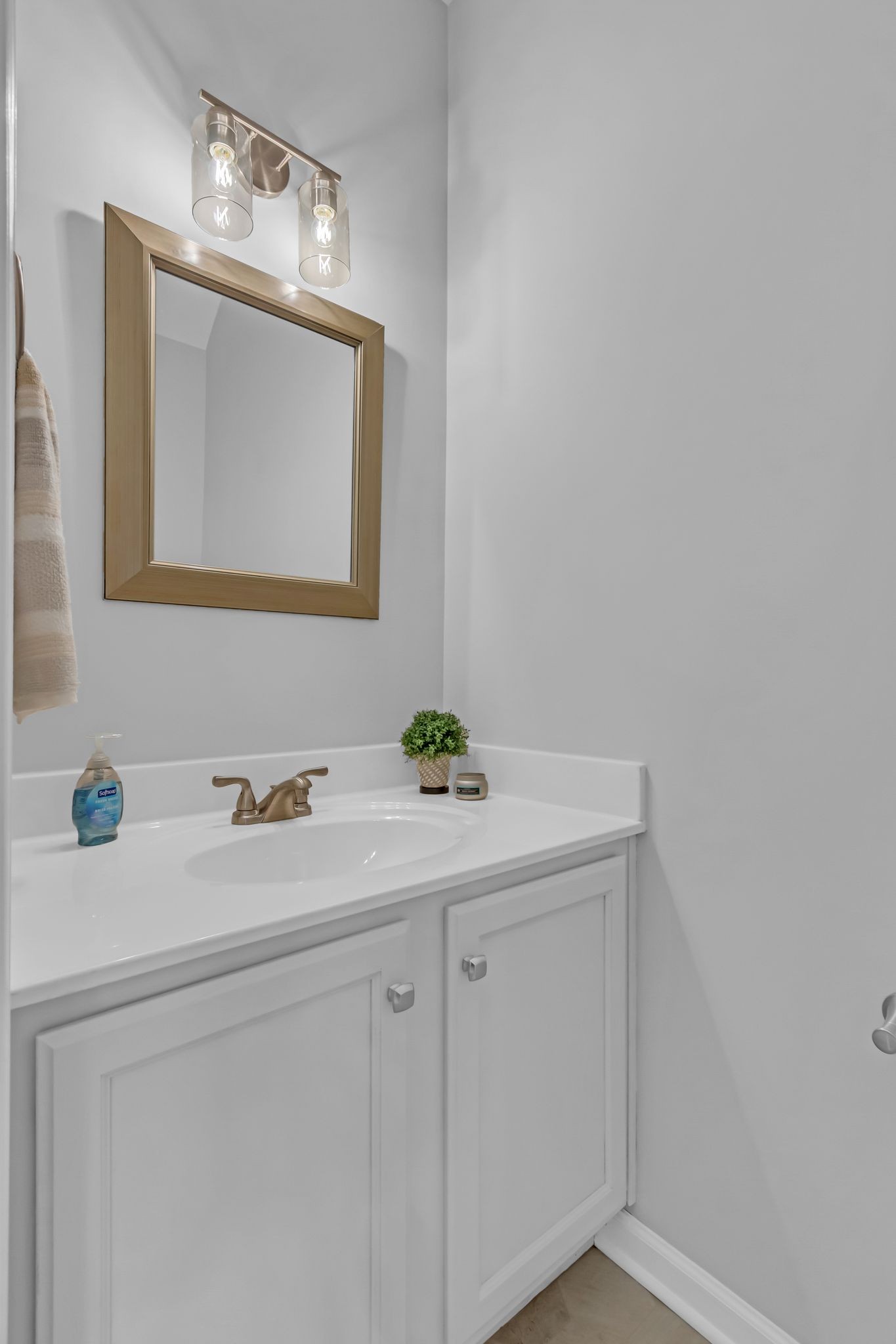 1101 Downs Blvd Unit: 160